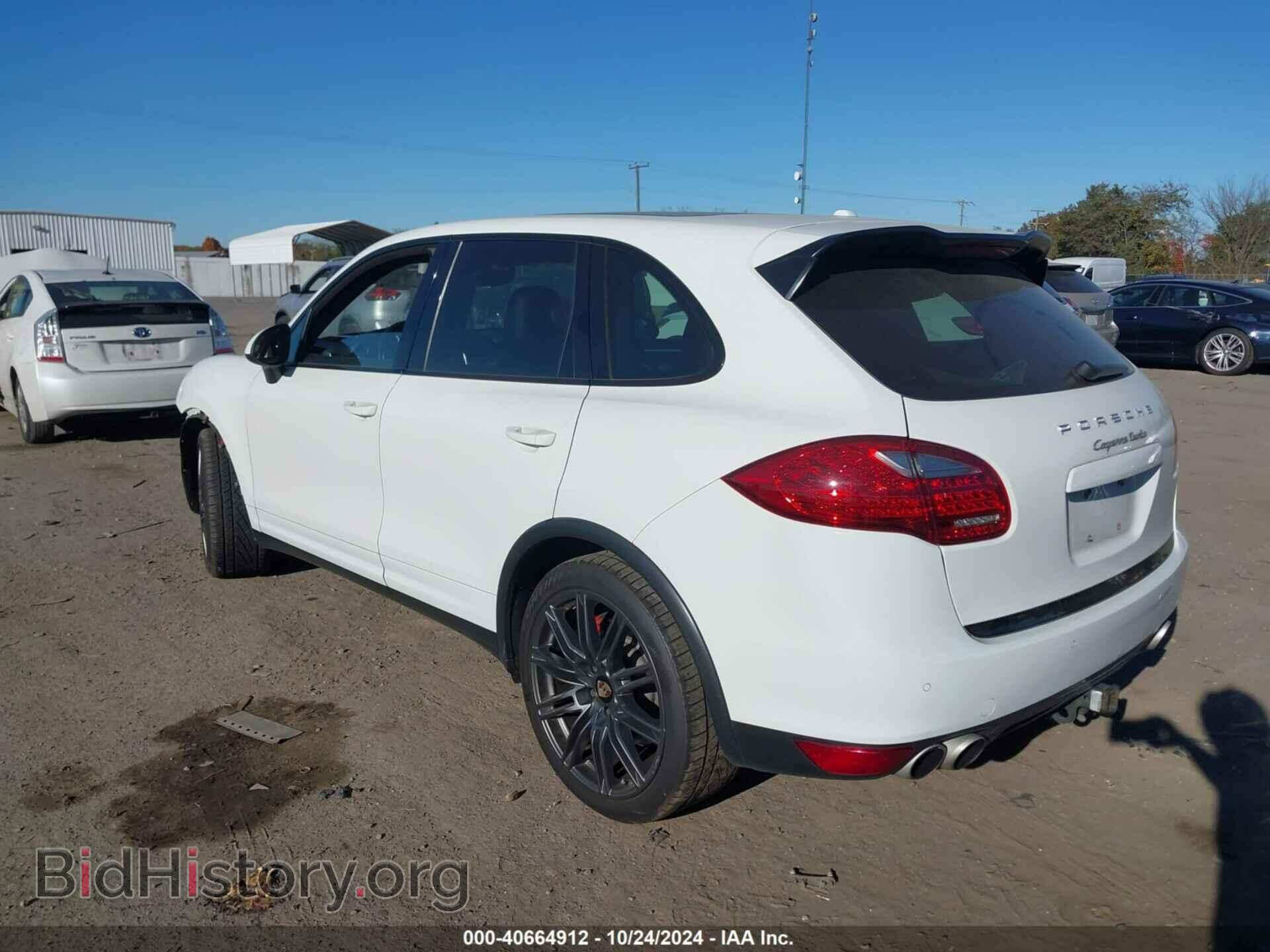 2012 PORSCHE CAYENNE - VIN: WP1AC2A28CLA82276 - Фото 3