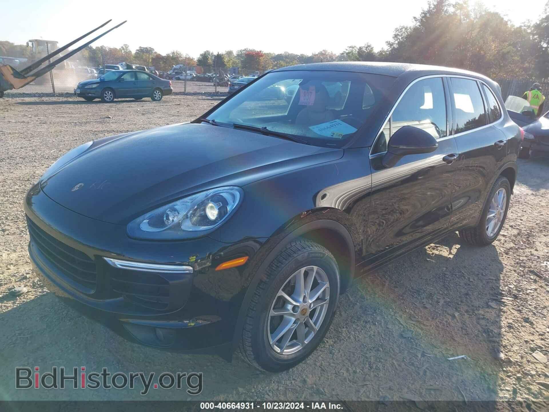 2016 PORSCHE CAYENNE - VIN: WP1AA2A26GLA03683 - Фото 2