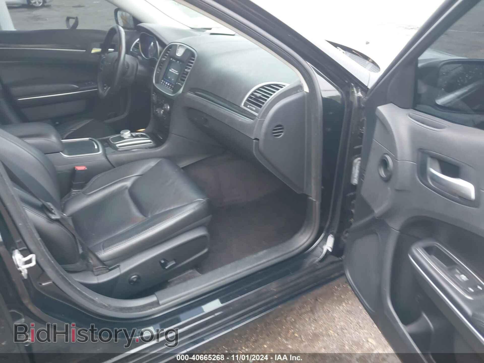 2018 CHRYSLER 300 - VIN: 2C3CCAAG3JH117756 - Фото 5