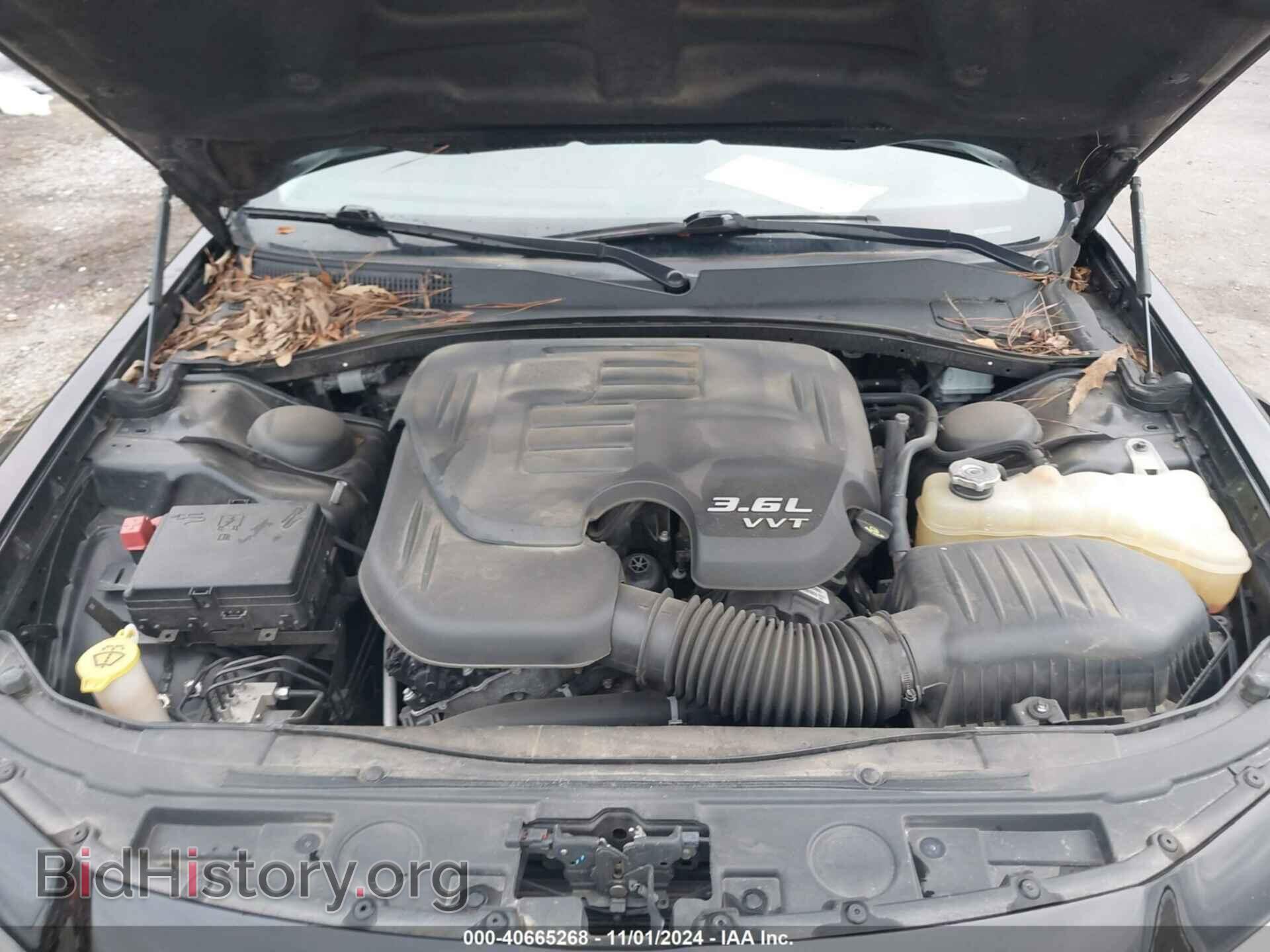 2018 CHRYSLER 300 - VIN: 2C3CCAAG3JH117756 - Фото 10