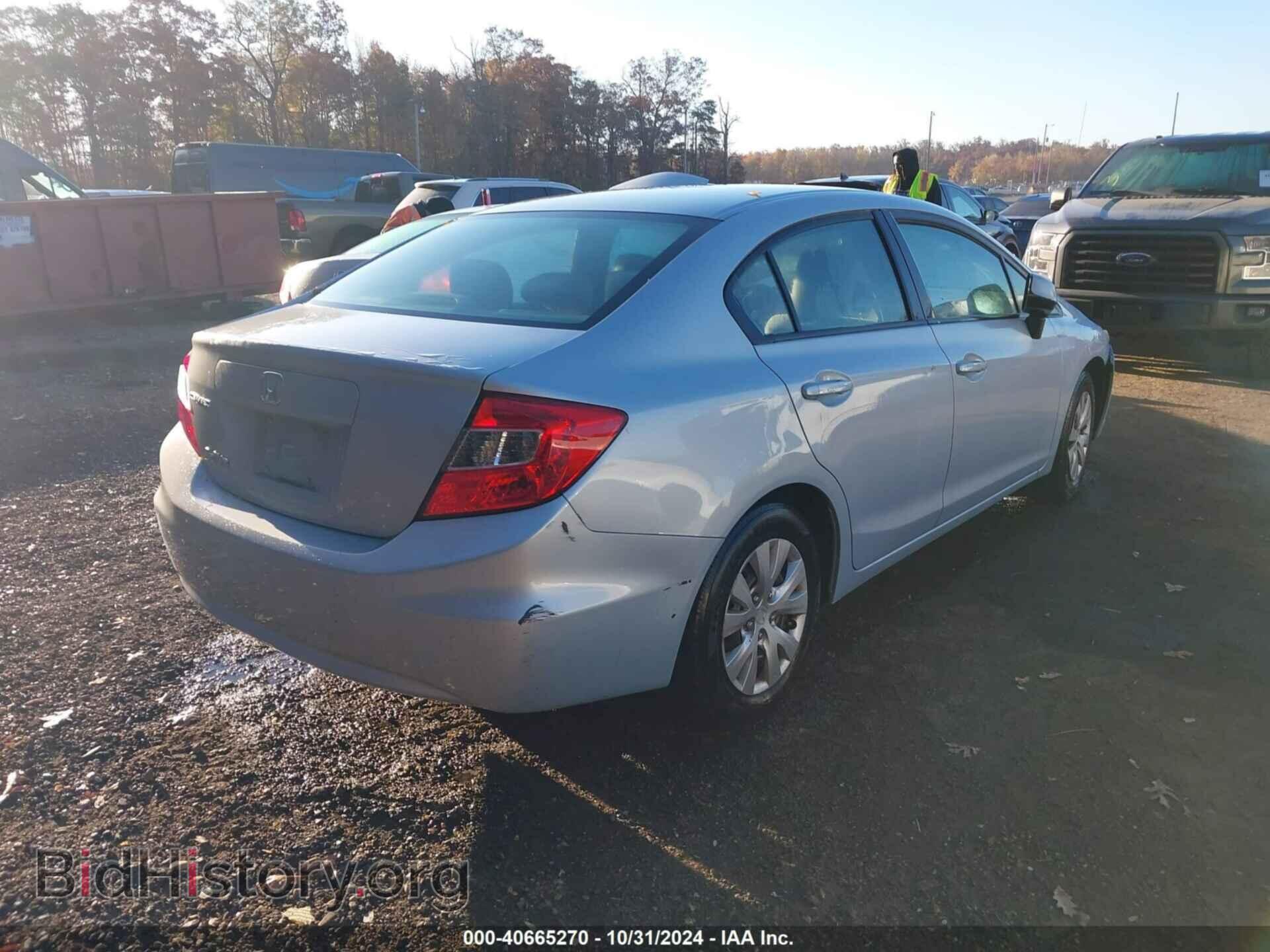 2012 HONDA CIVIC - VIN: 19XFB2F56CE304366 - Photo 4