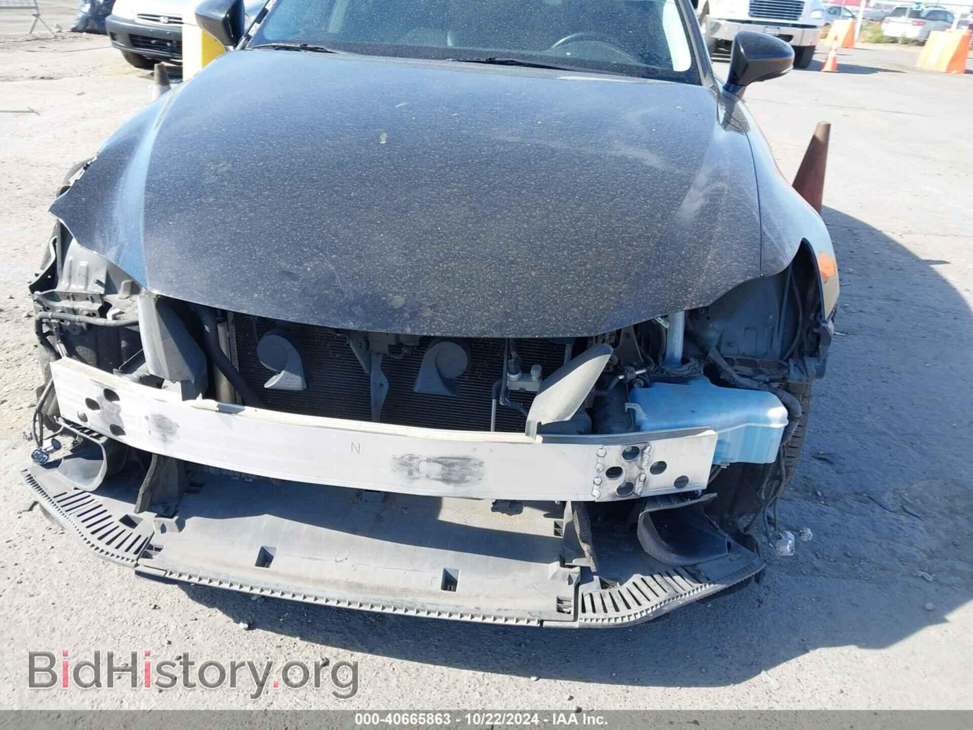 2016 LEXUS IS 200T - VIN: JTHBA1D20G5037987 - Фото 13