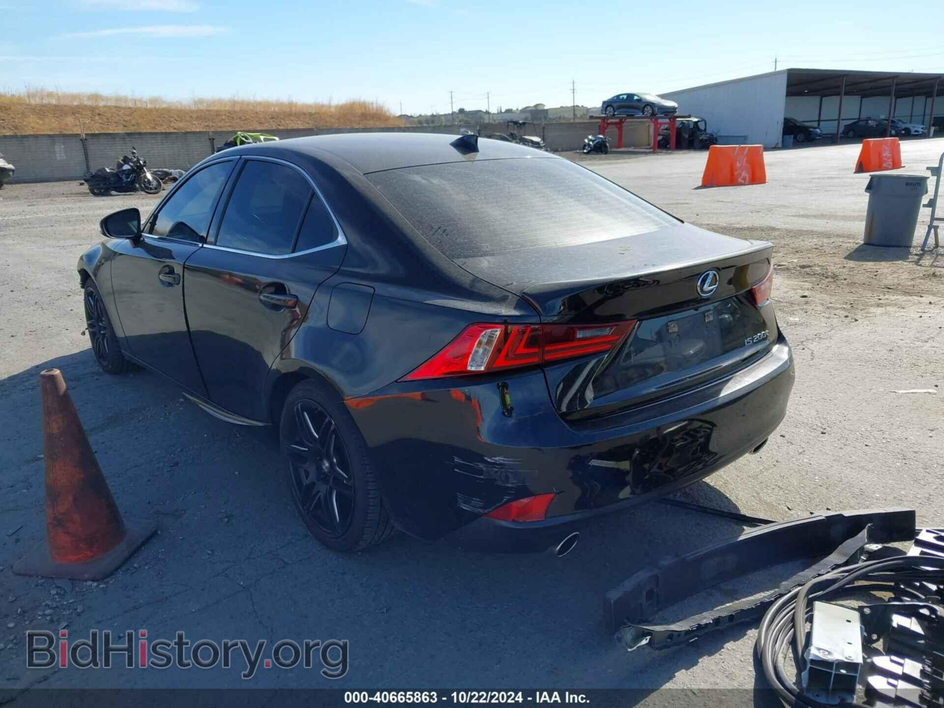 2016 LEXUS IS 200T - VIN: JTHBA1D20G5037987 - Фото 3