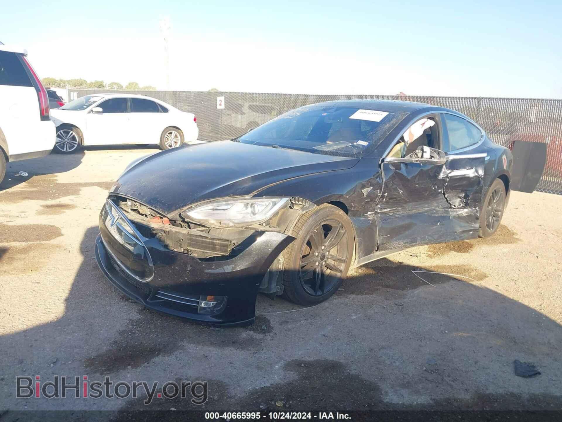 2015 TESLA MODEL S - VIN: 5YJSA1H28FF094169 - Фото 2