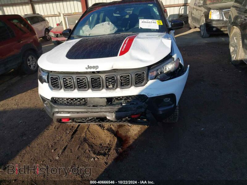 2024 Jeep COMPASS (VIN 3C4NJDDN6RT100992) — photo 6 of 16