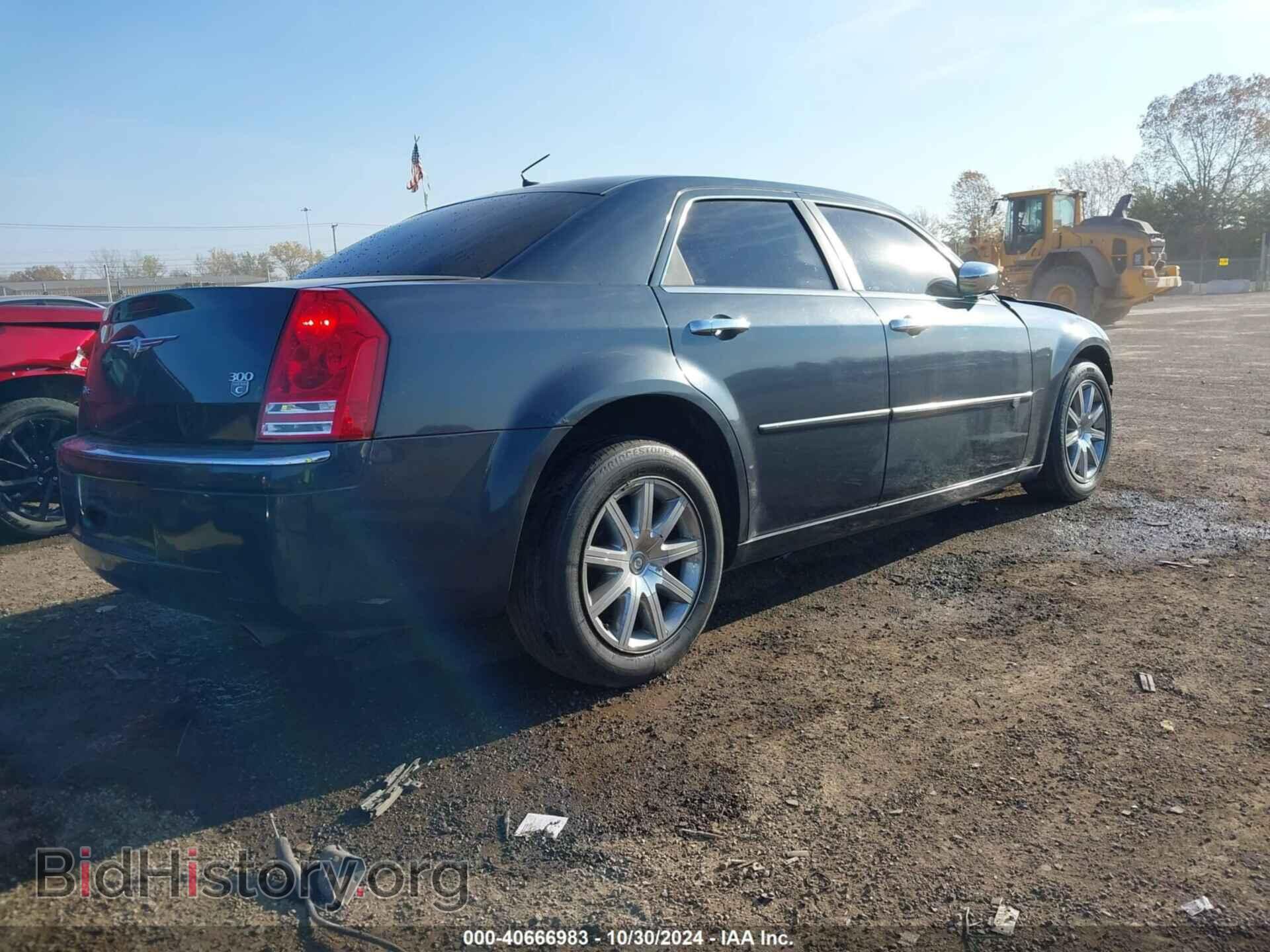 2008 CHRYSLER 300C - VIN: 2C3KA63H28H294703 - Фото 4