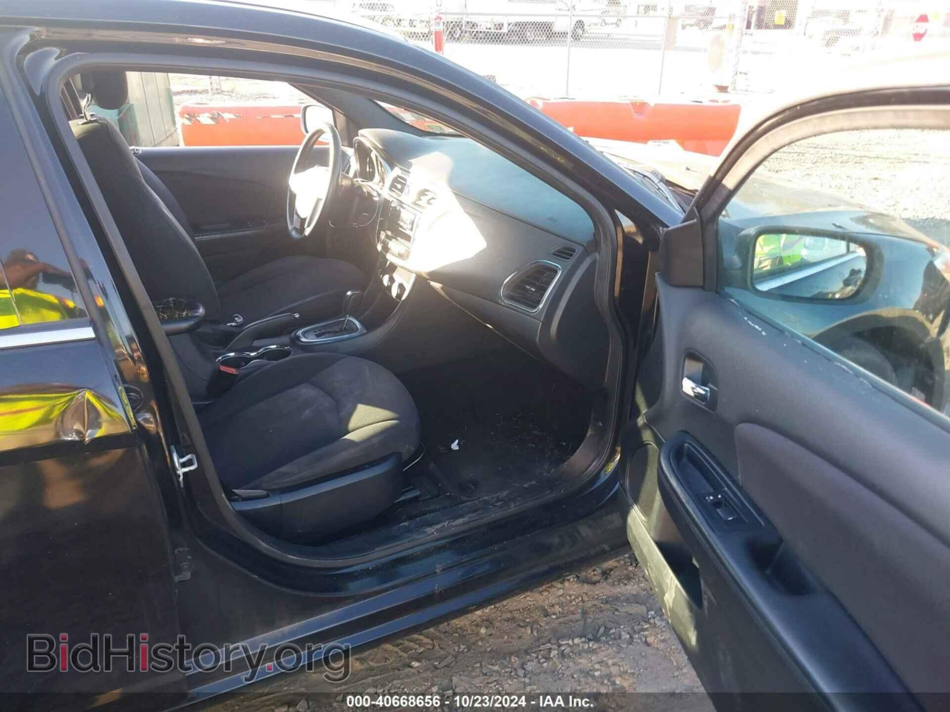 2012 CHRYSLER 200 - VIN: 1C3CCBBB2CN301248 - Photo 5