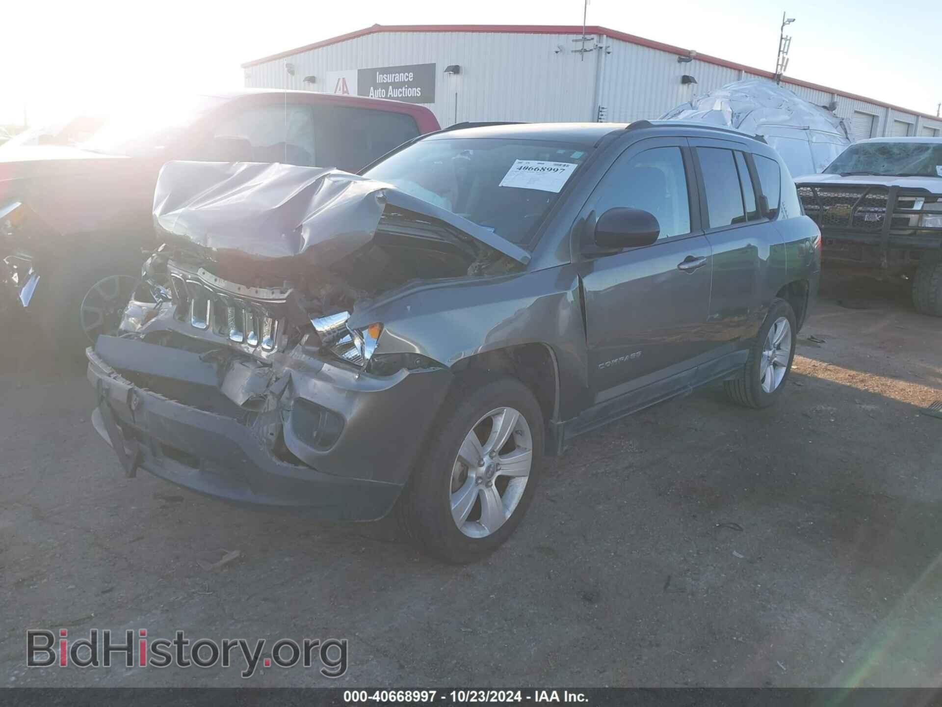 2011 JEEP COMPASS - VIN: 1J4NT1FA2BD253359 - Photo 2