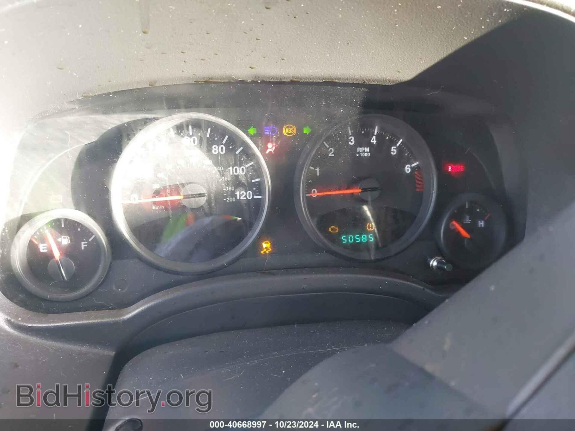 2011 JEEP COMPASS - VIN: 1J4NT1FA2BD253359 - Photo 7