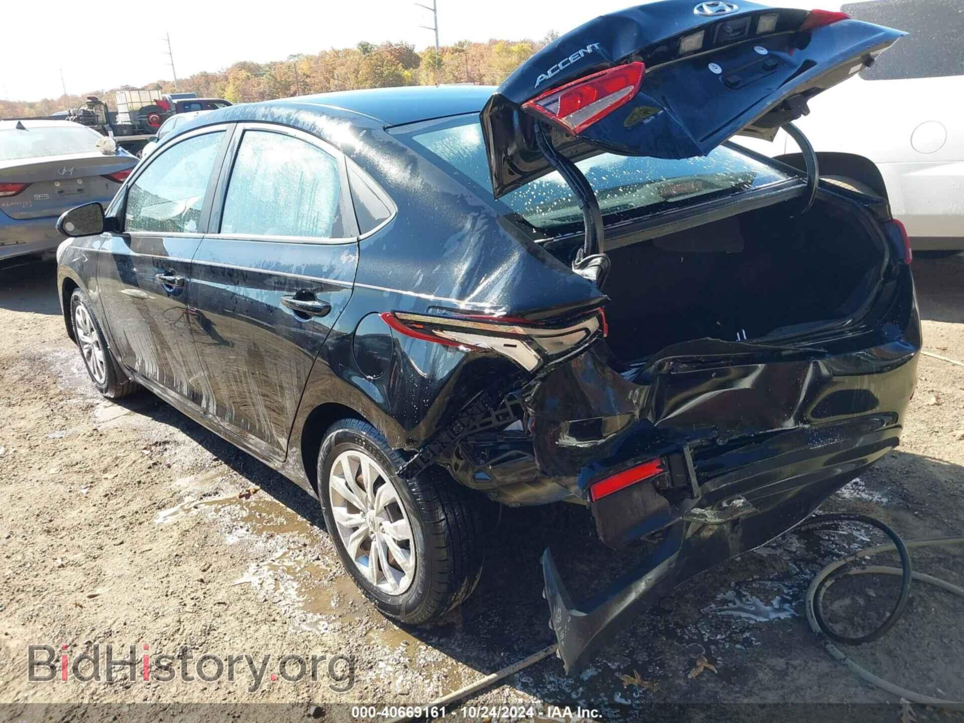 2018 HYUNDAI ACCENT - VIN: 3KPC24A38JE025678 - Фото 3