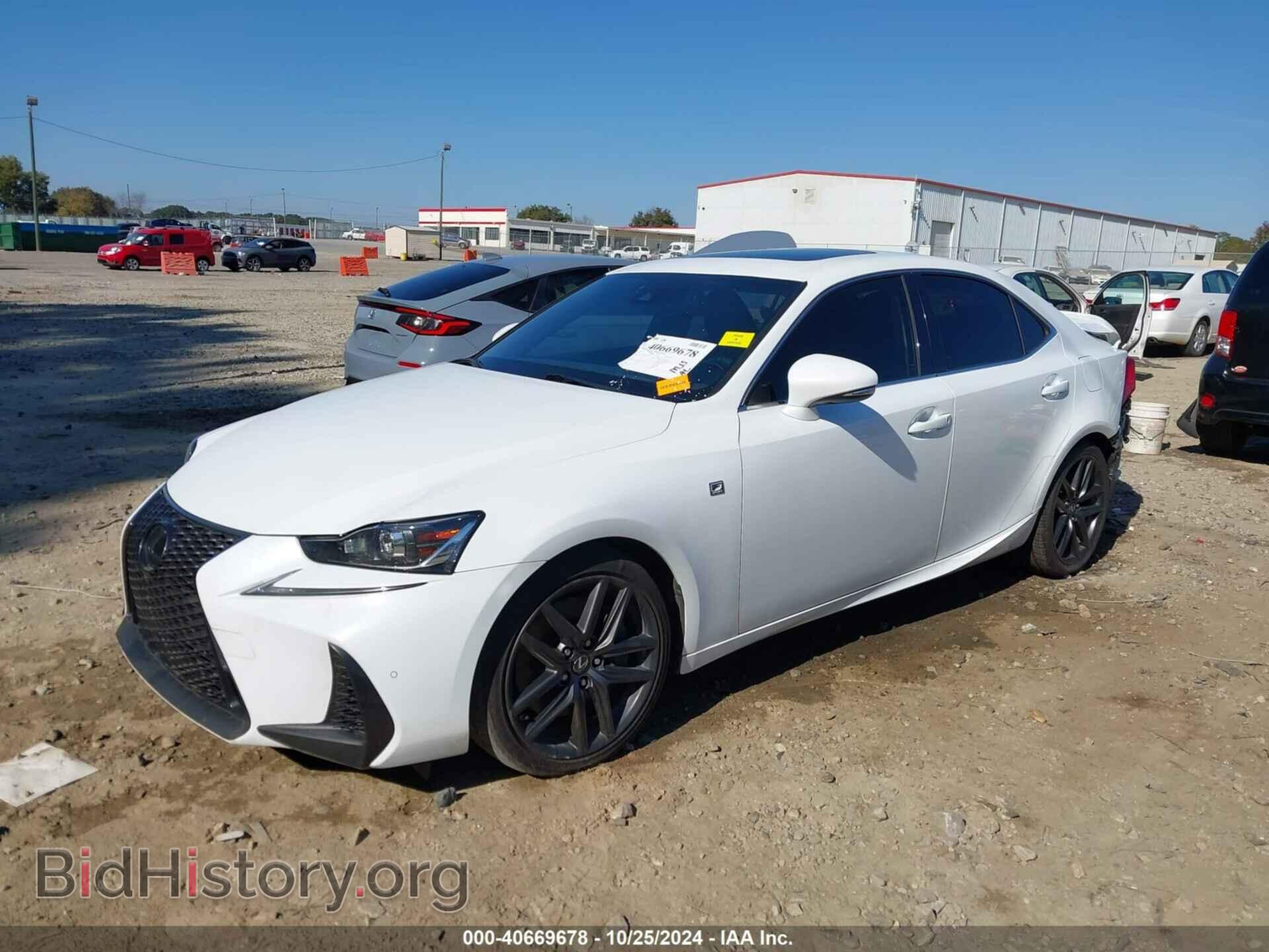 2018 LEXUS IS 300 - VIN: JTHBA1D2XJ5071653 - Фото 2