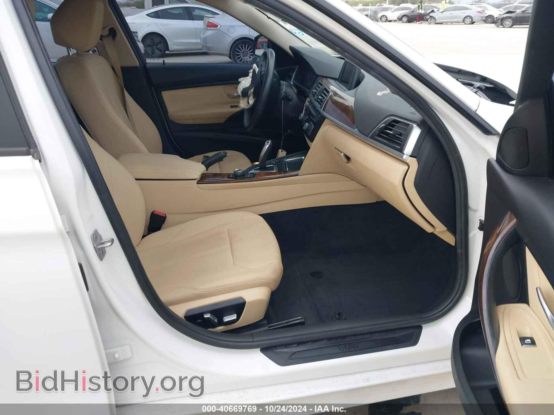 2017 BMW 320I - VIN: WBA8E5G3XHNU44659 - Фото 5