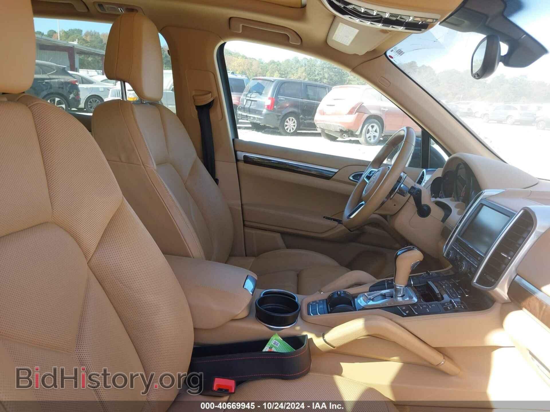 2016 PORSCHE CAYENNE - VIN: WP1AA2A2XGKA09072 - Photo 5
