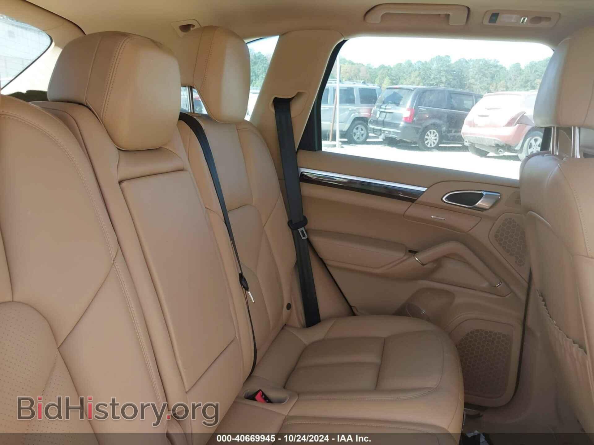 2016 PORSCHE CAYENNE - VIN: WP1AA2A2XGKA09072 - Photo 8