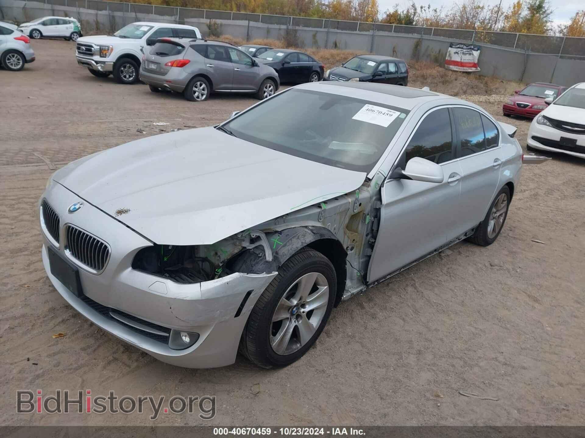 2013 BMW 528I - VIN: WBAXH5C53DDW15617 - Фото 2