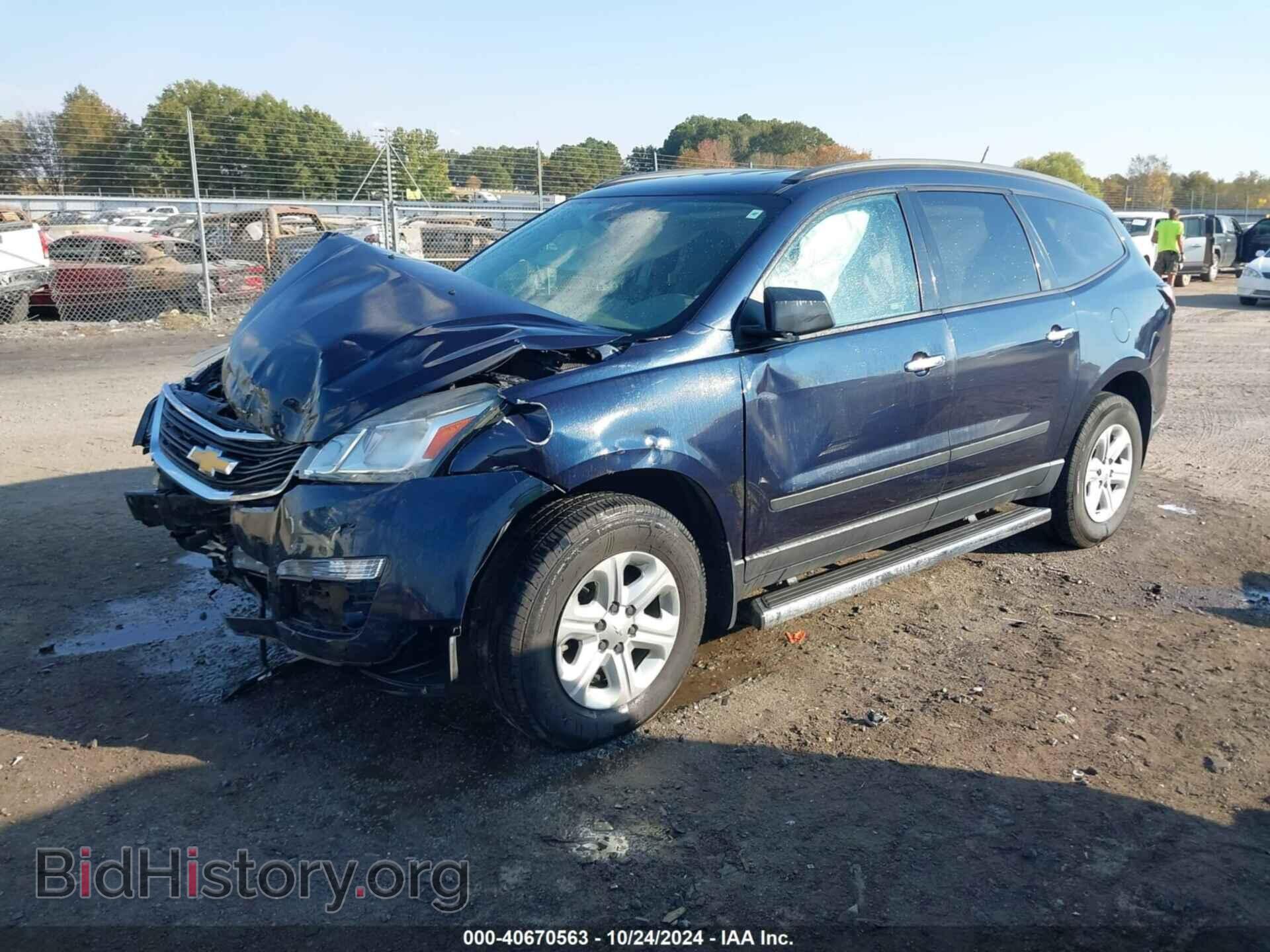2015 CHEVROLET TRAVERSE - VIN: 1GNKVFED6FJ309216 - Фото 2