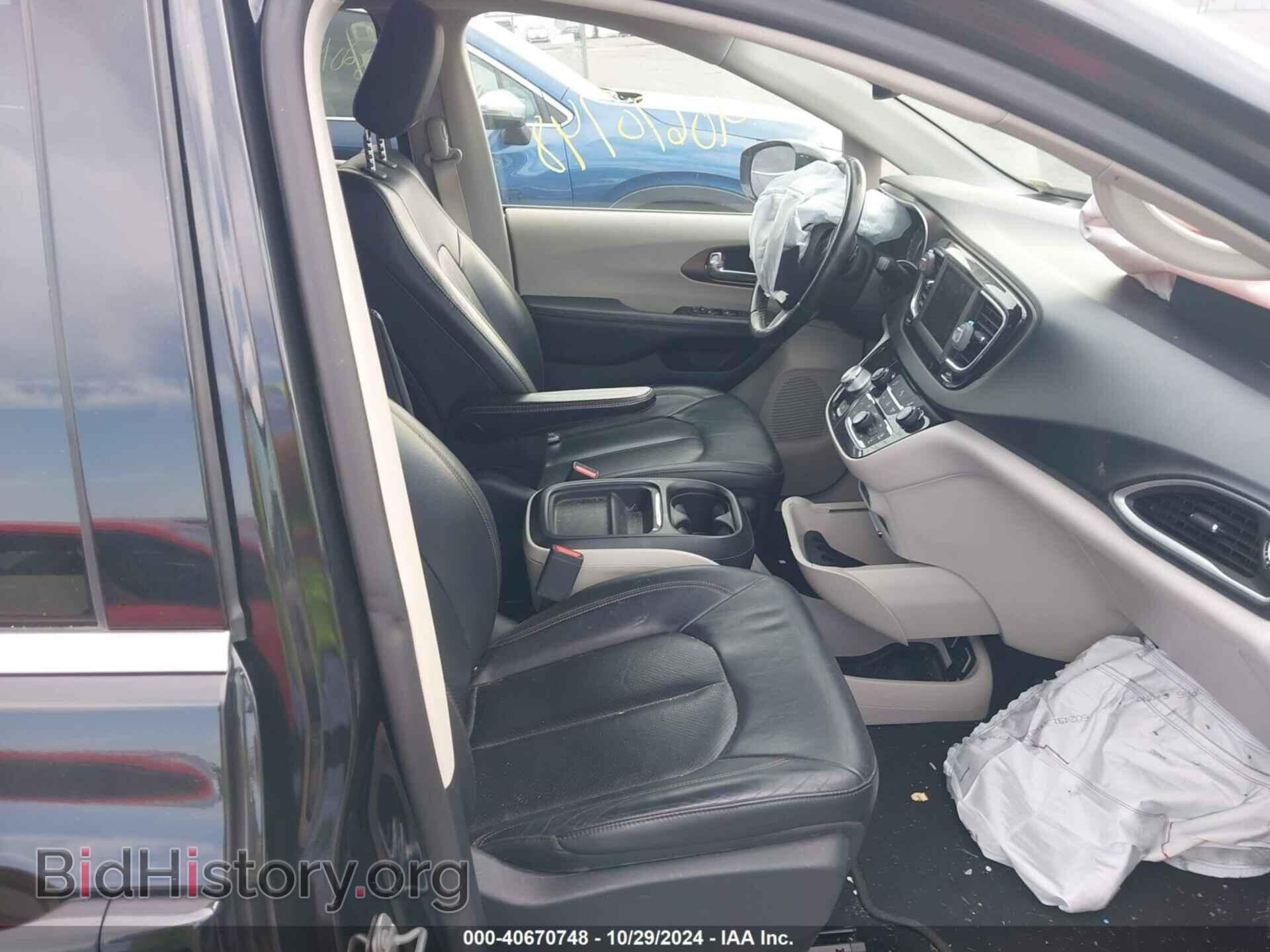 2019 CHRYSLER PACIFICA - VIN: 2C4RC1BG5KR714391 - Фото 5
