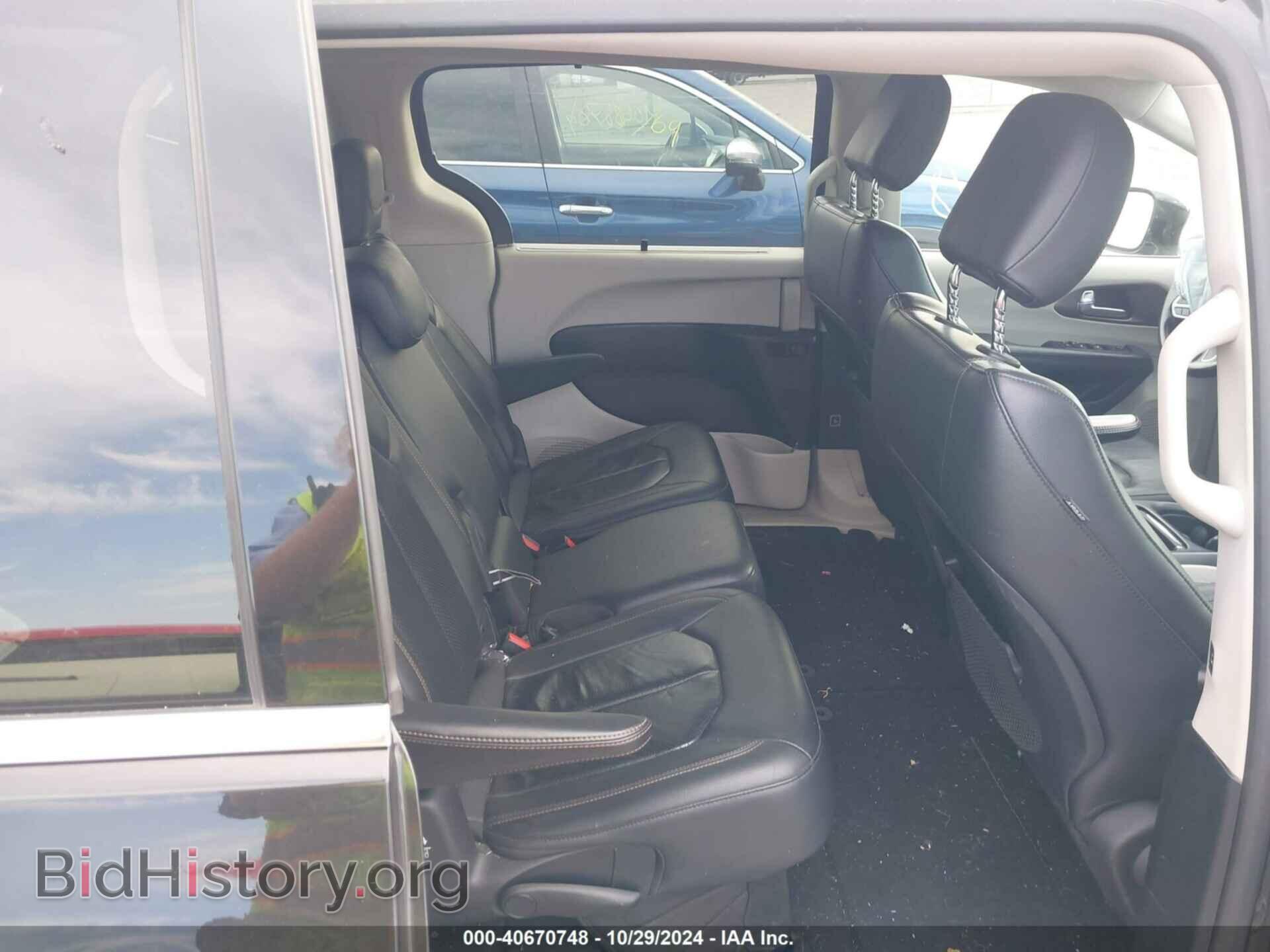 2019 CHRYSLER PACIFICA - VIN: 2C4RC1BG5KR714391 - Фото 8