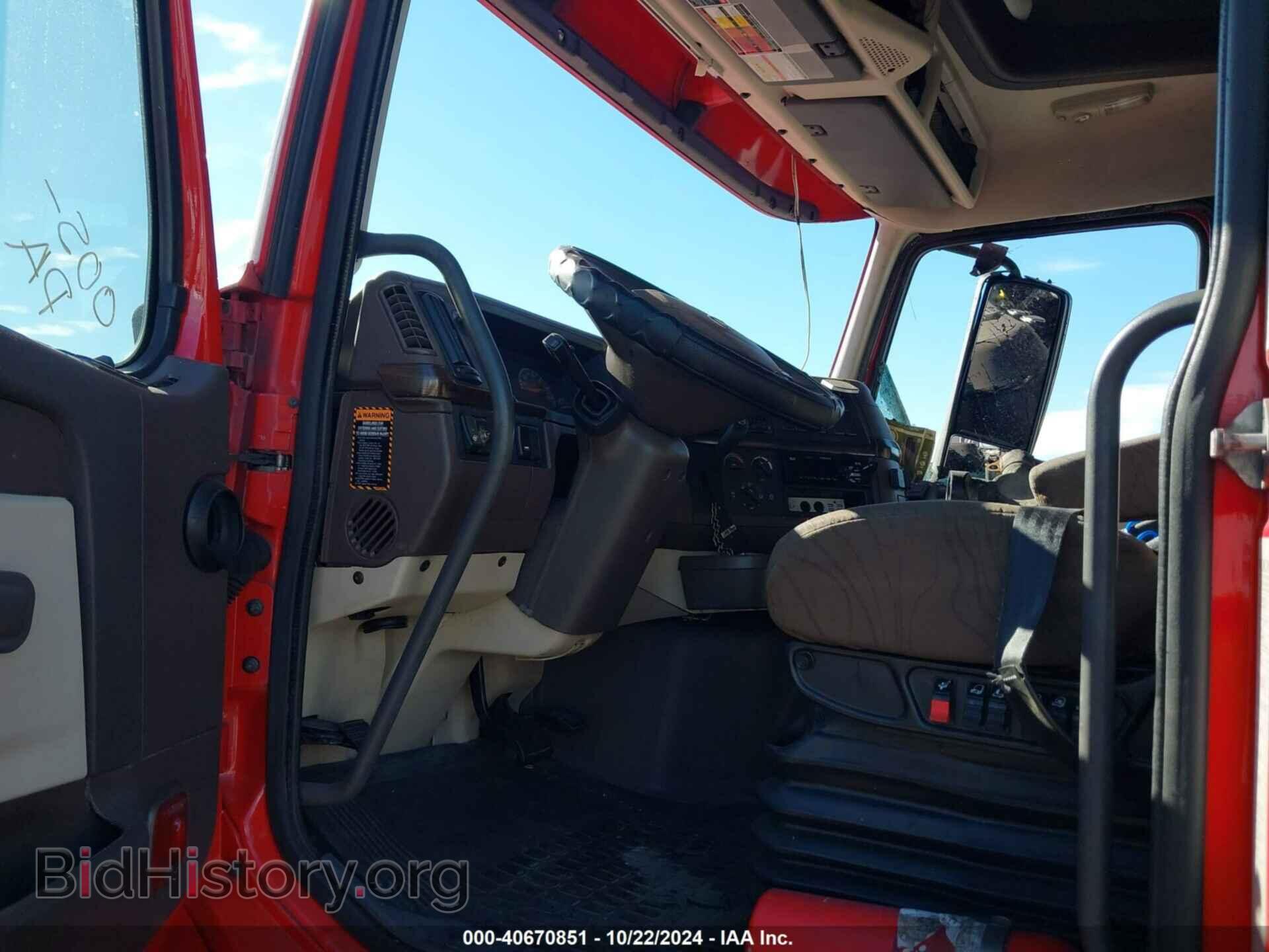 2015 VOLVO VN - VIN: 4V4NC9EG8FN178598 - Фото 7