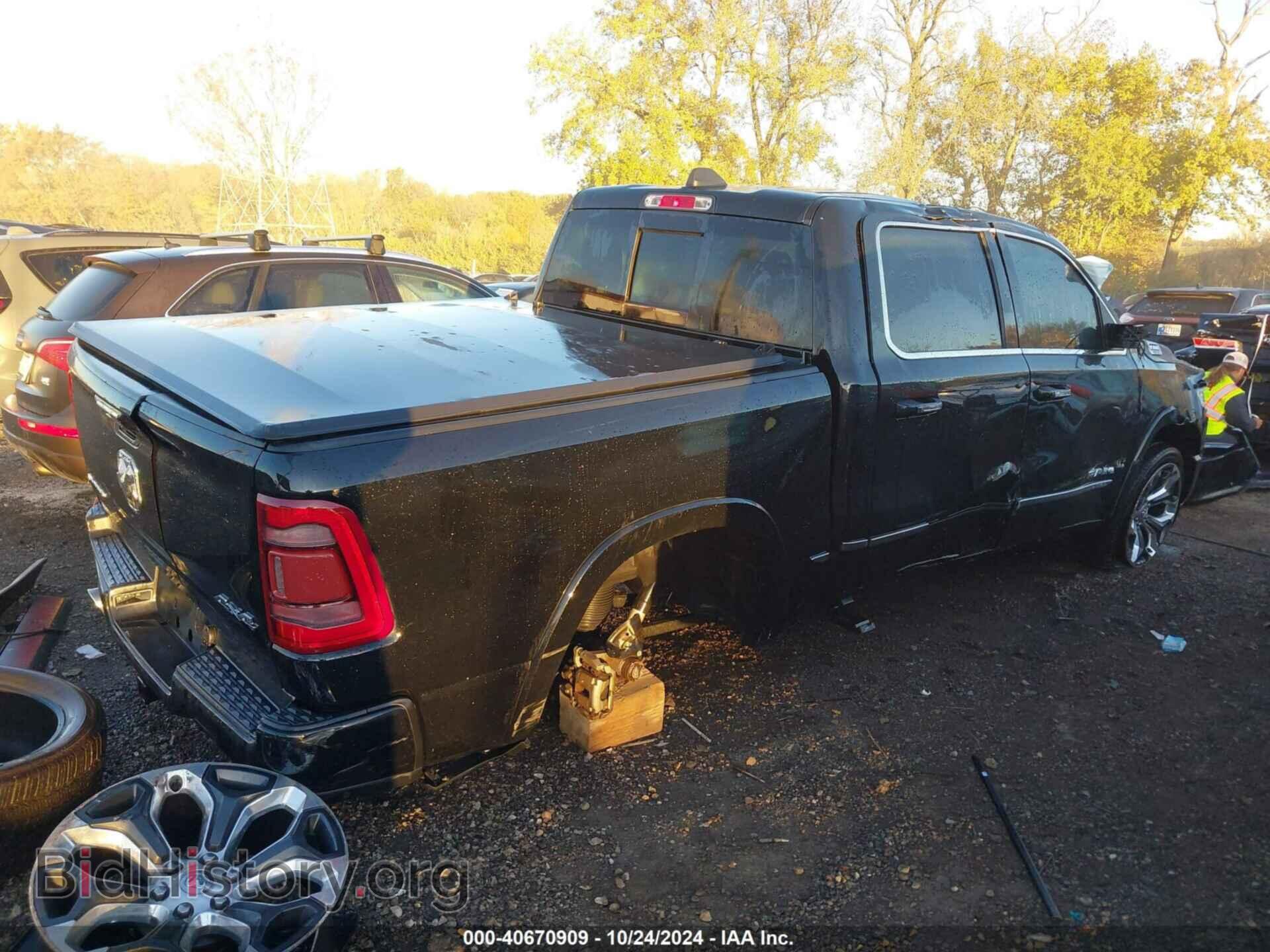 2020 RAM 1500 - VIN: 1C6SRFHT9LN163986 - Фото 4