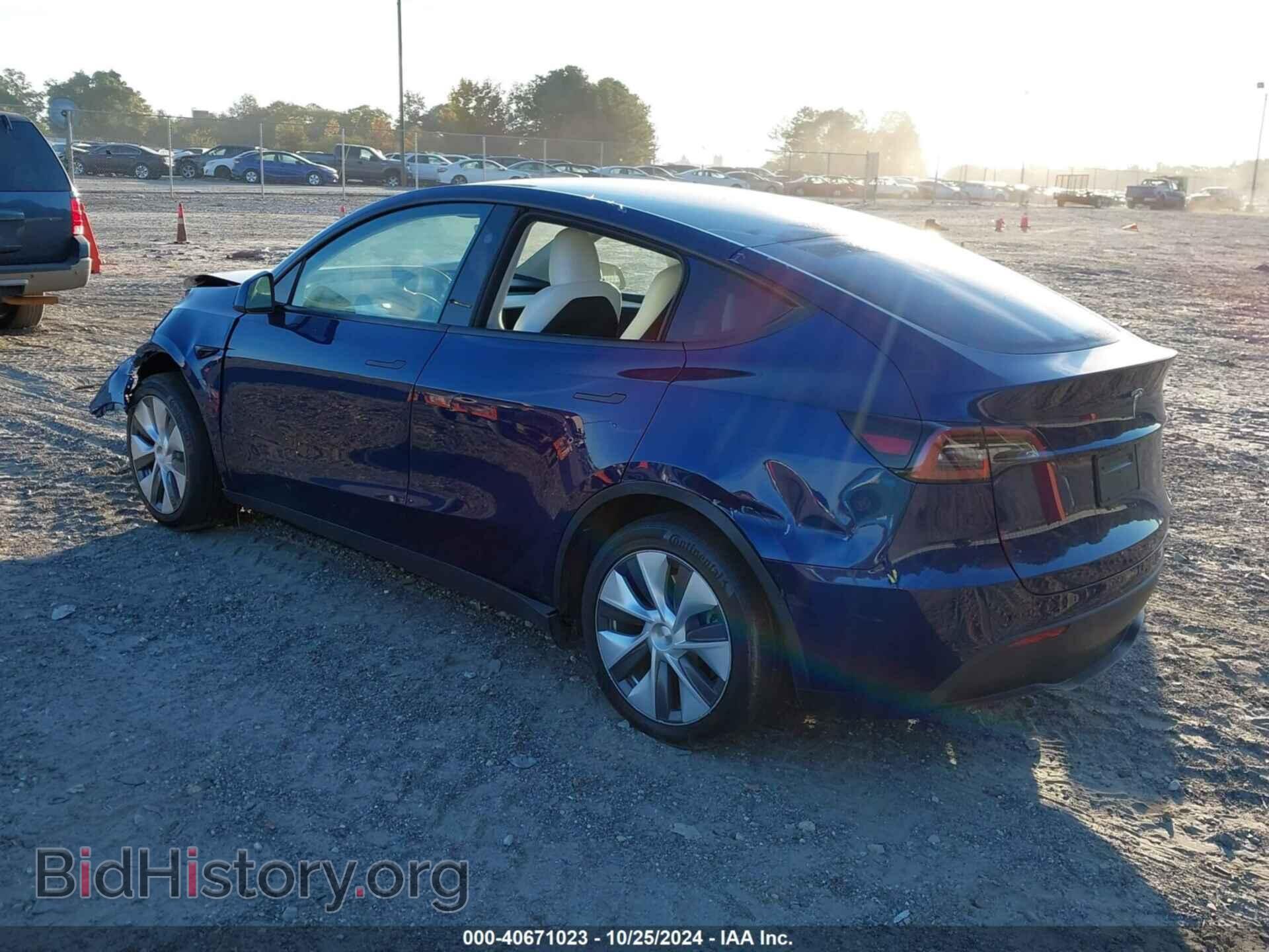 2023 TESLA MODEL Y - VIN: 7SAYGDED1PF907114 - Фото 3