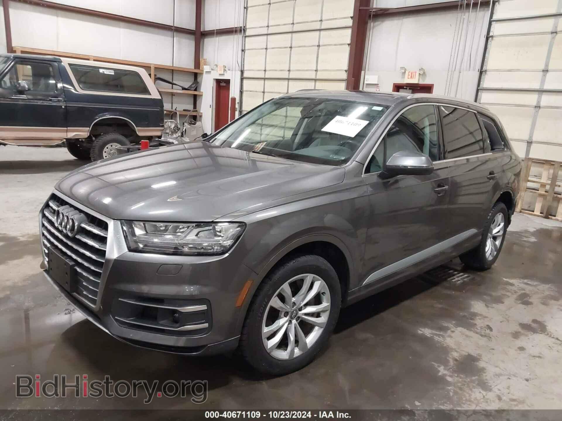 2018 AUDI Q7 - VIN: WA1LAAF78JD043929 - Фото 2