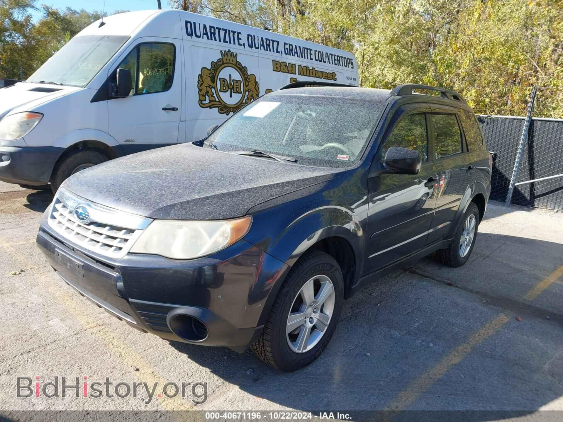 2011 SUBARU FORESTER - VIN: JF2SHBBC2BG724191 - Фото 2