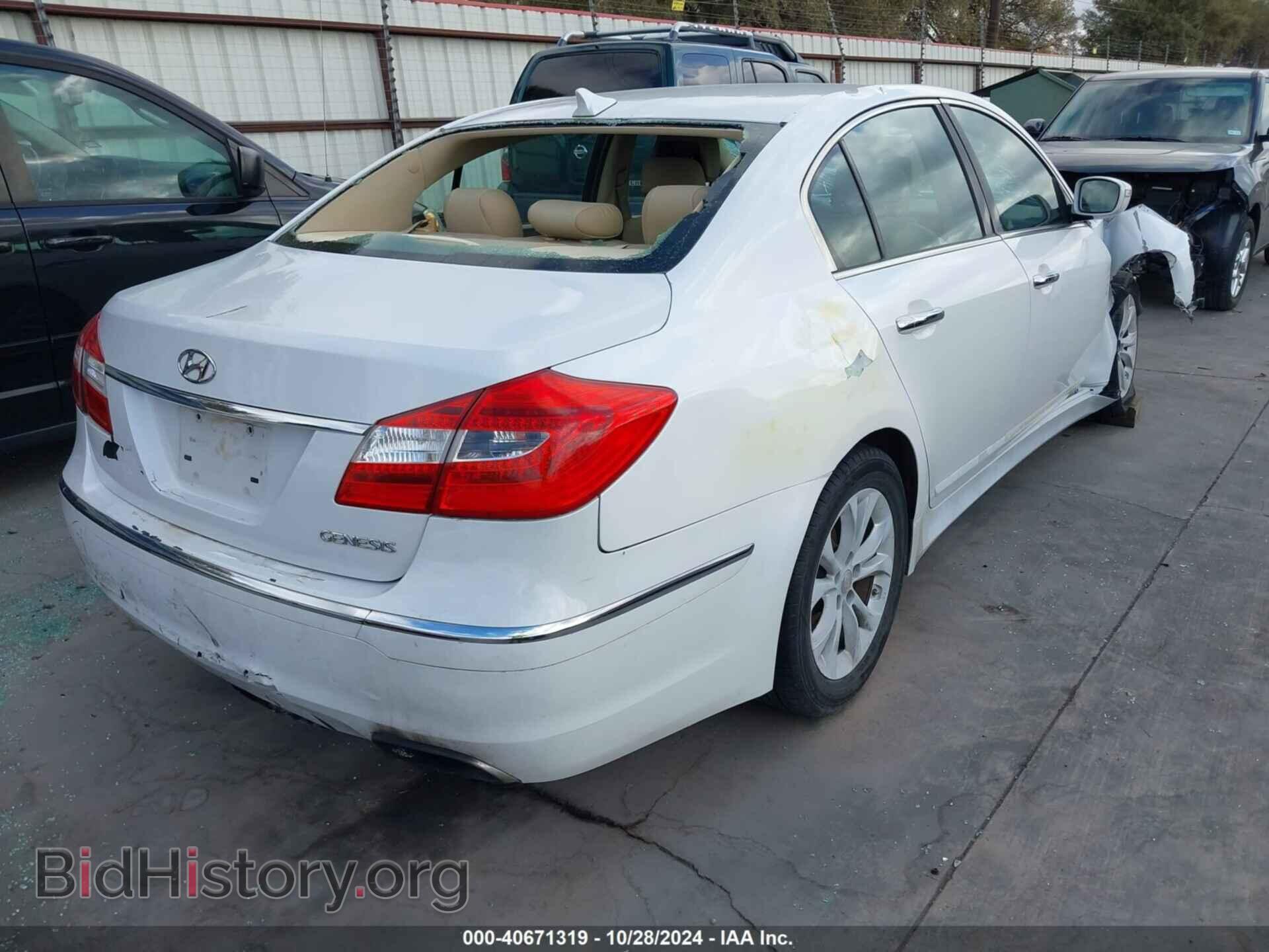 2012 HYUNDAI GENESIS - VIN: KMHGC4DD2CU179015 - Фото 4