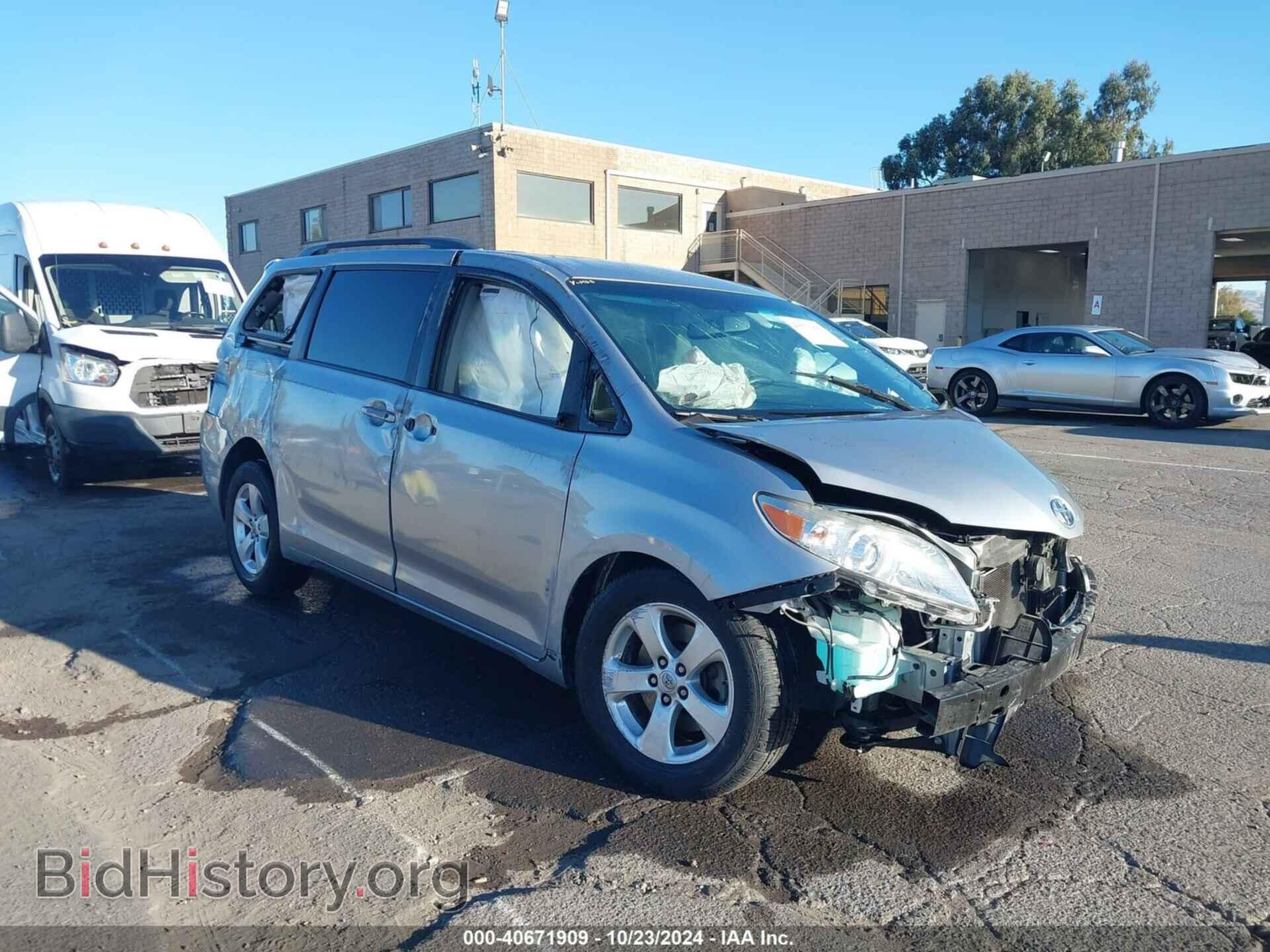 Photo 5TDKK3DC9FS644997 - TOYOTA SIENNA 2015