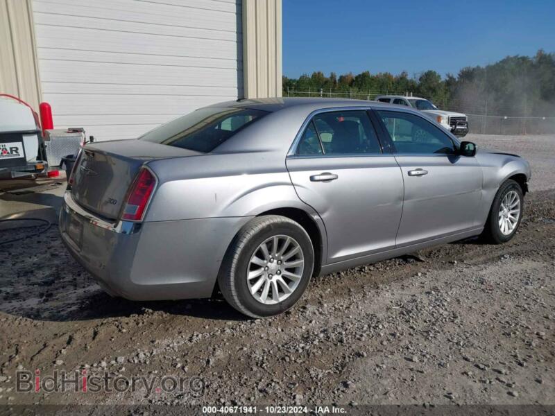 2013 Chrysler 300 (VIN 2C3CCAAG3DH740072) — фото 4 из 18
