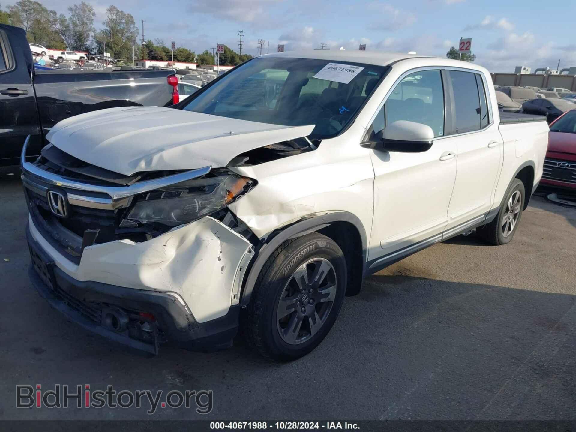 2017 HONDA RIDGELINE - VIN: 5FPYK3F64HB015499 - Фото 2