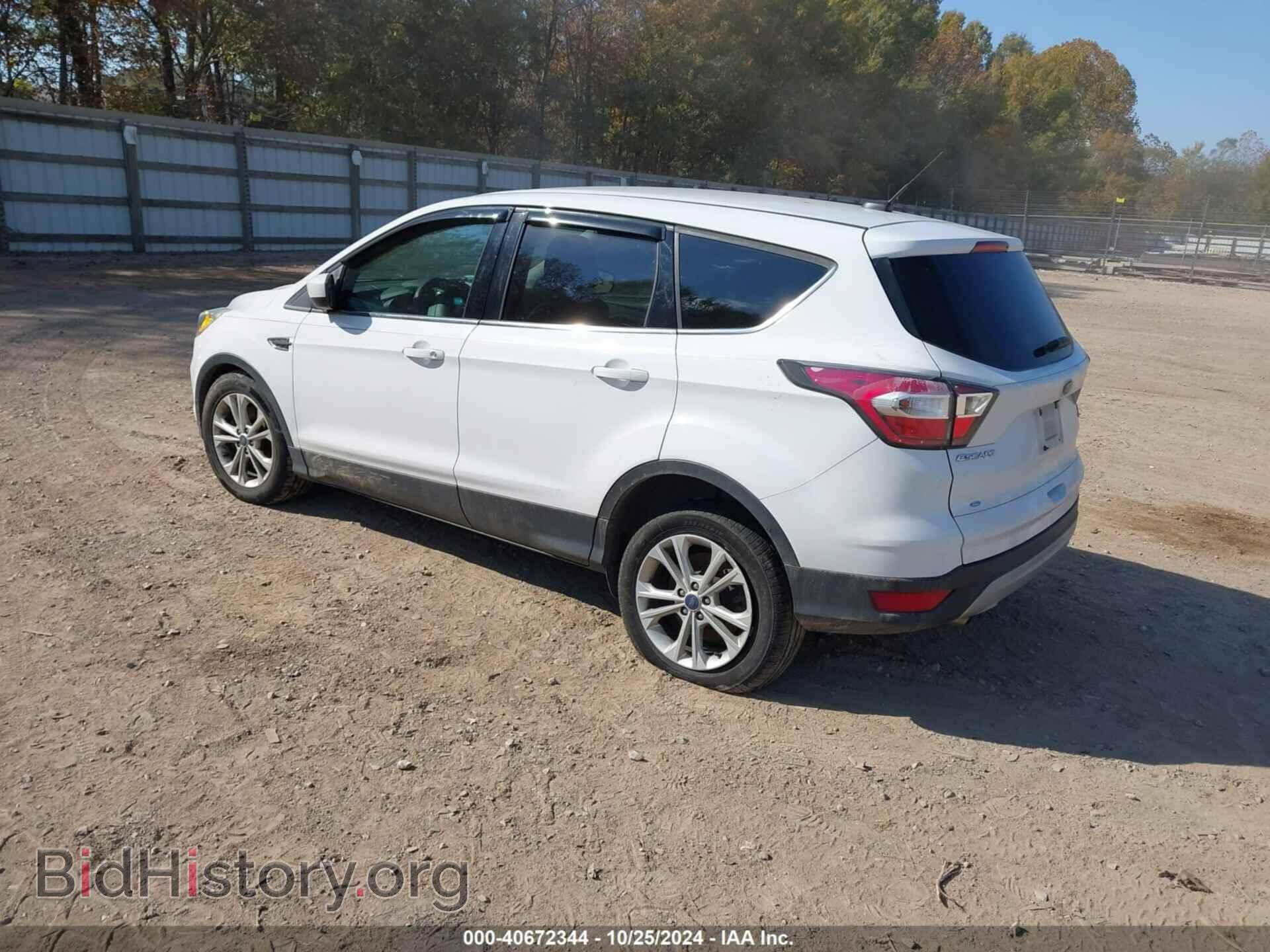 2017 FORD ESCAPE - VIN: 1FMCU9GD0HUB28141 - Фото 3