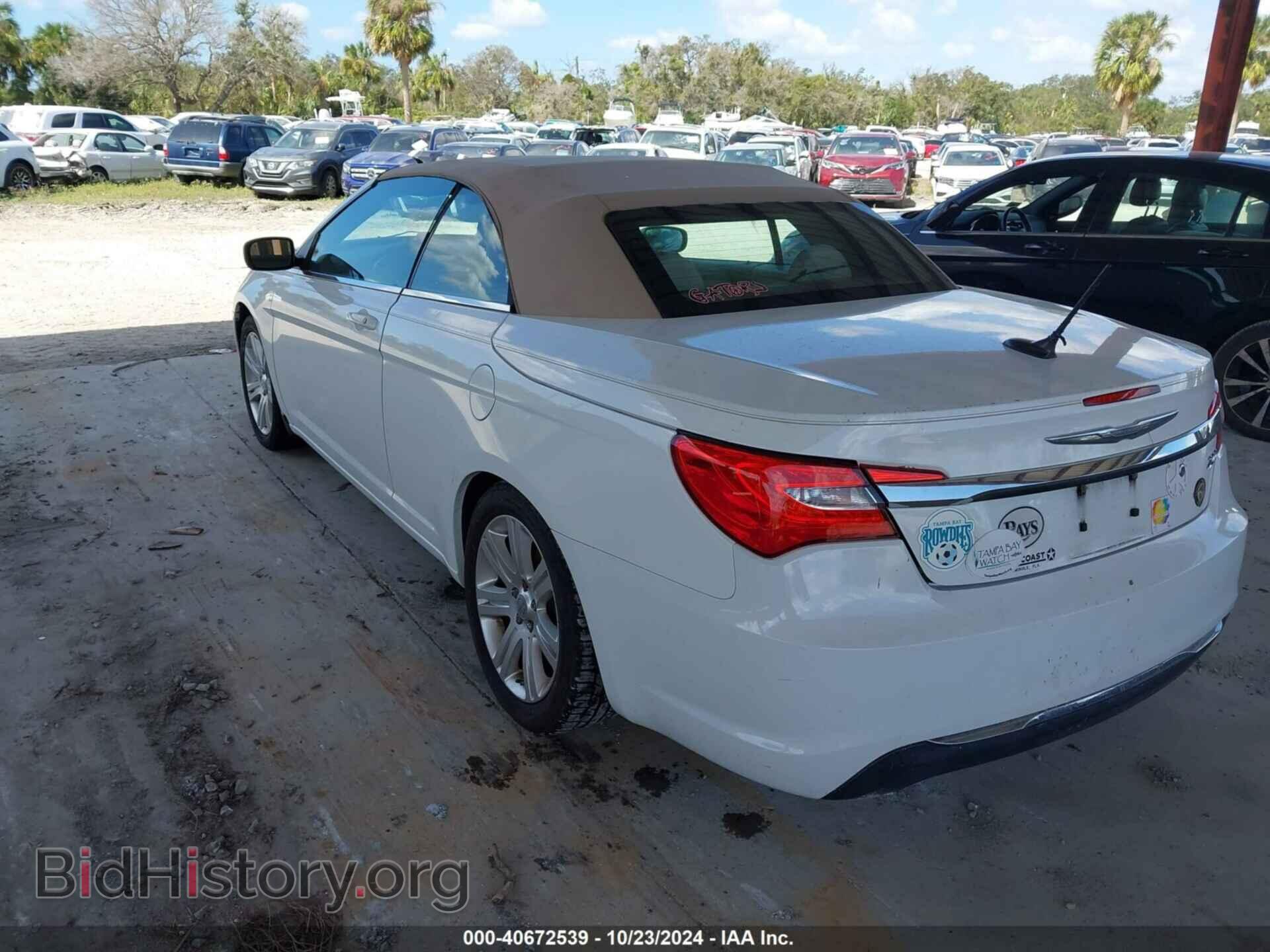 2012 CHRYSLER 200 - VIN: 1C3BCBEB2CN140536 - Фото 3