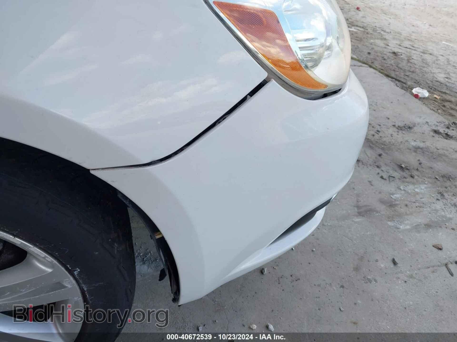 2012 CHRYSLER 200 - VIN: 1C3BCBEB2CN140536 - Фото 6