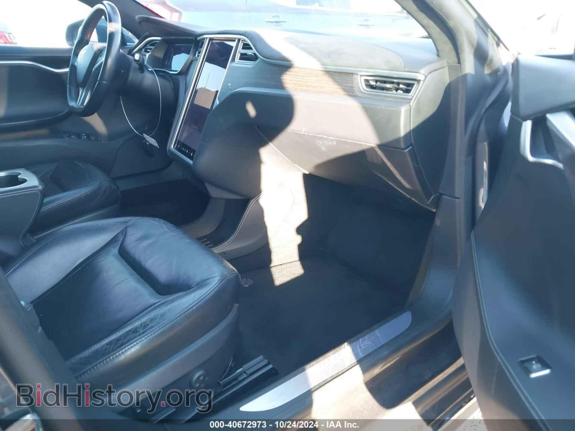 2015 TESLA MODEL S - VIN: 5YJSA1E28FF110066 - Фото 5