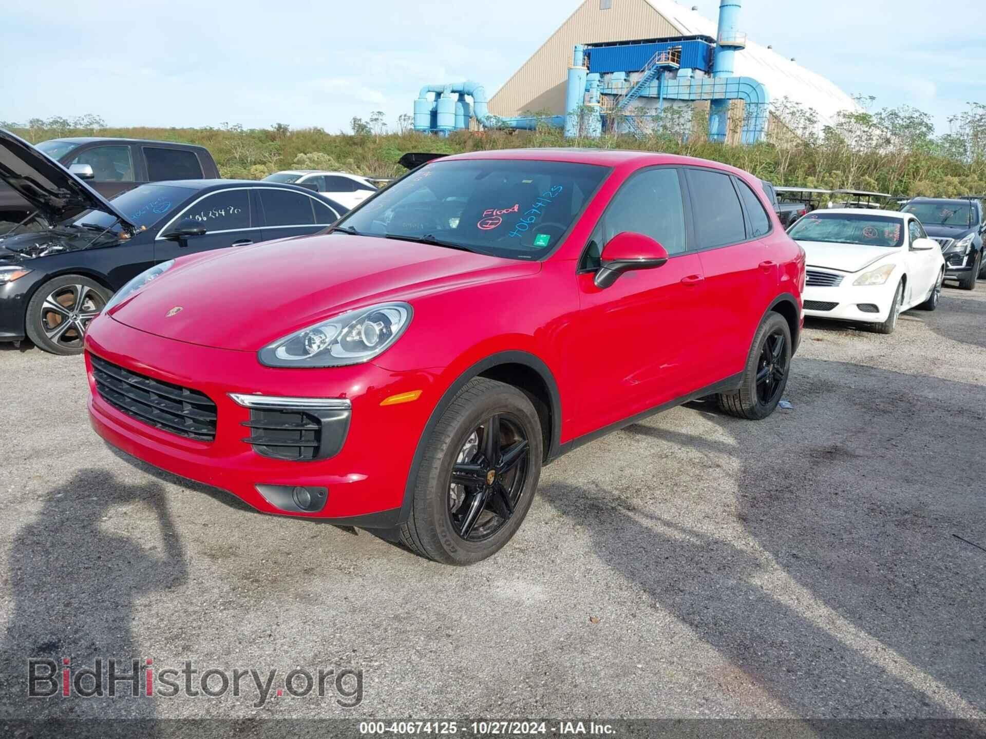 2016 PORSCHE CAYENNE - VIN: WP1AA2A20GKA15088 - Фото 2