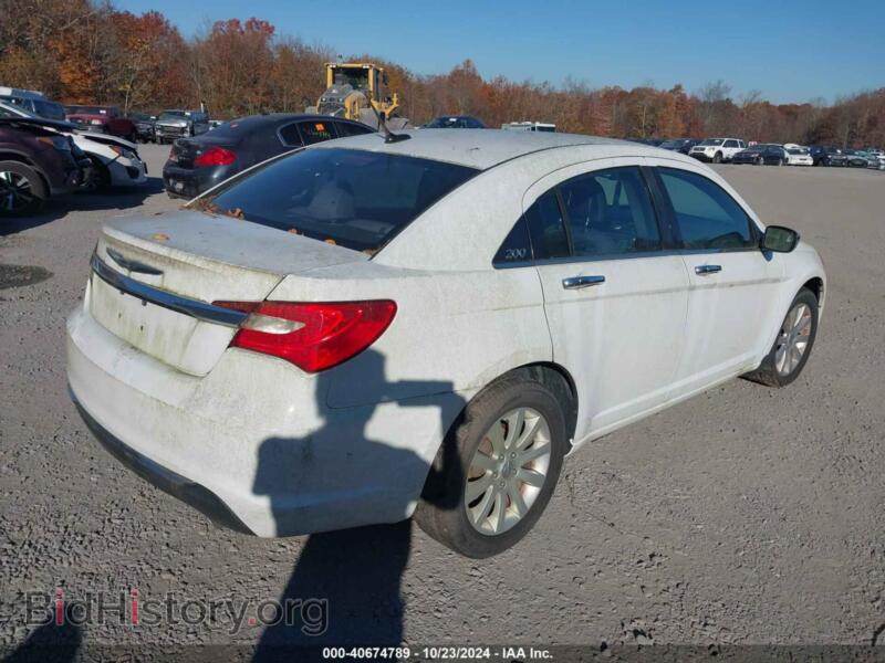 2013 Chrysler 200 (VIN 1C3CCBCG3DN760820) — photo 4 of 11