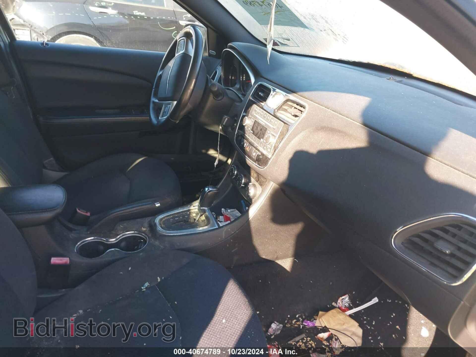 2013 CHRYSLER 200 - VIN: 1C3CCBCG3DN760820 - Фото 5