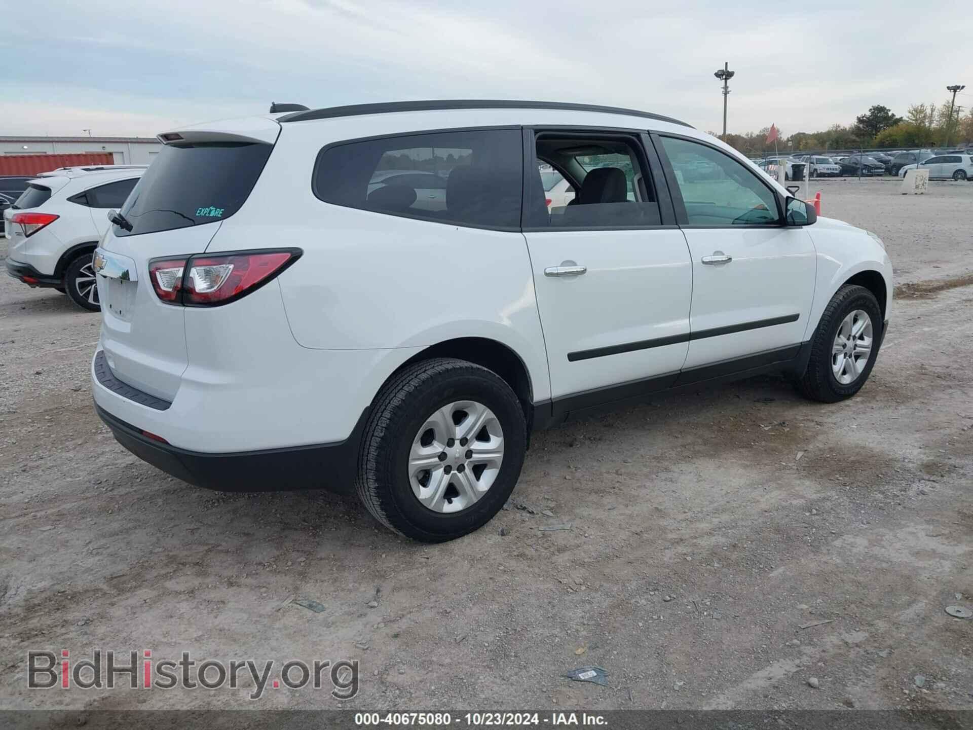 2017 CHEVROLET TRAVERSE - VIN: 1GNKRFKD9HJ230764 - Фото 4