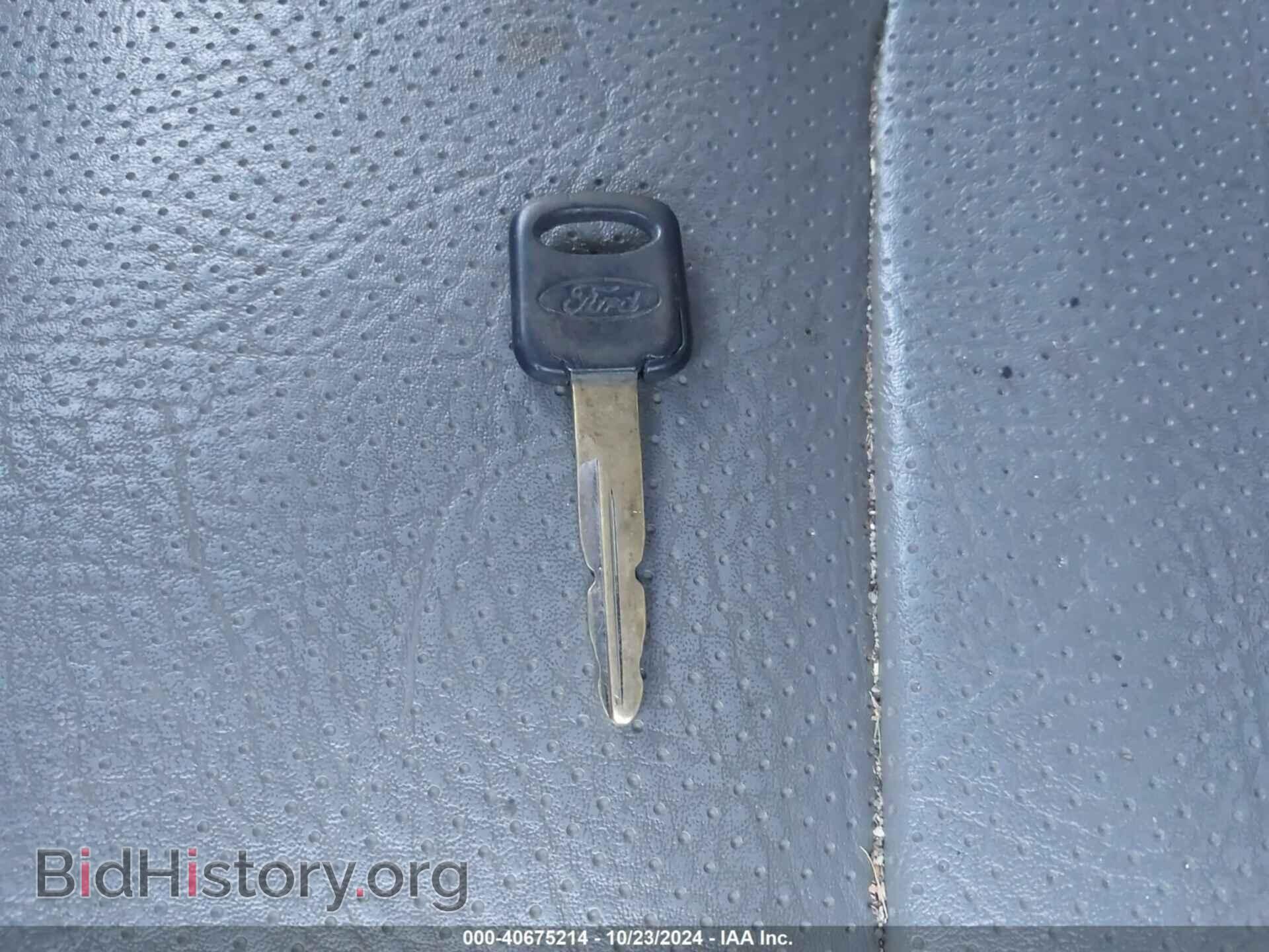 2008 FORD E-250 - VIN: 1FTNE24L68DA66404 - Фото 11