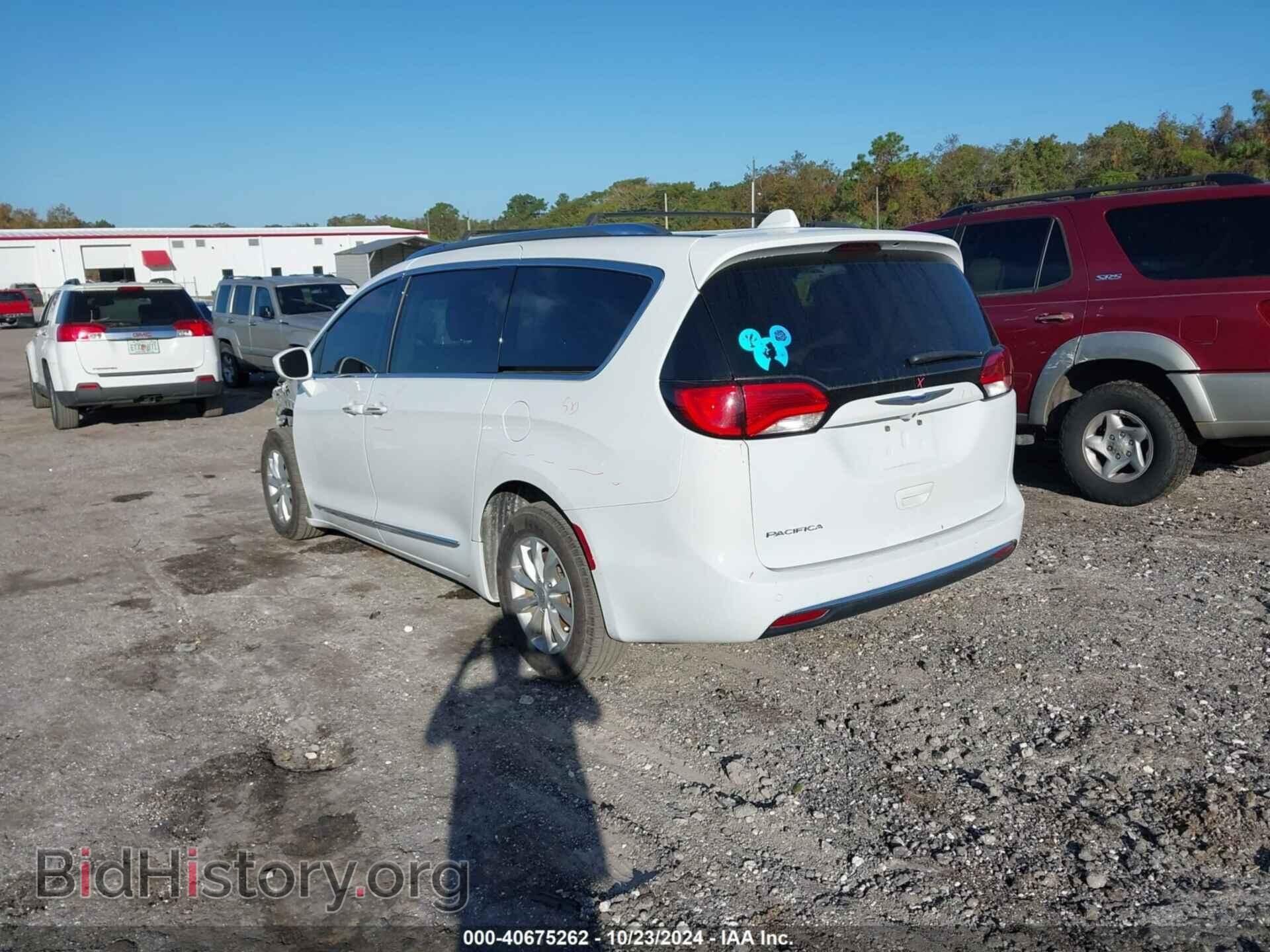 2019 CHRYSLER PACIFICA - VIN: 2C4RC1BG2KR561095 - Photo 3