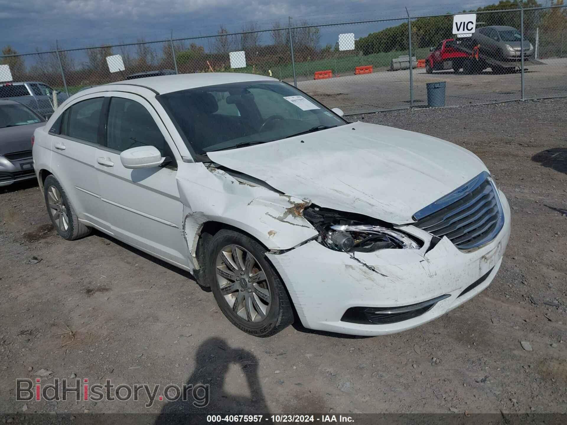 Photo 1C3CCBBB8CN190866 - CHRYSLER 200 2012