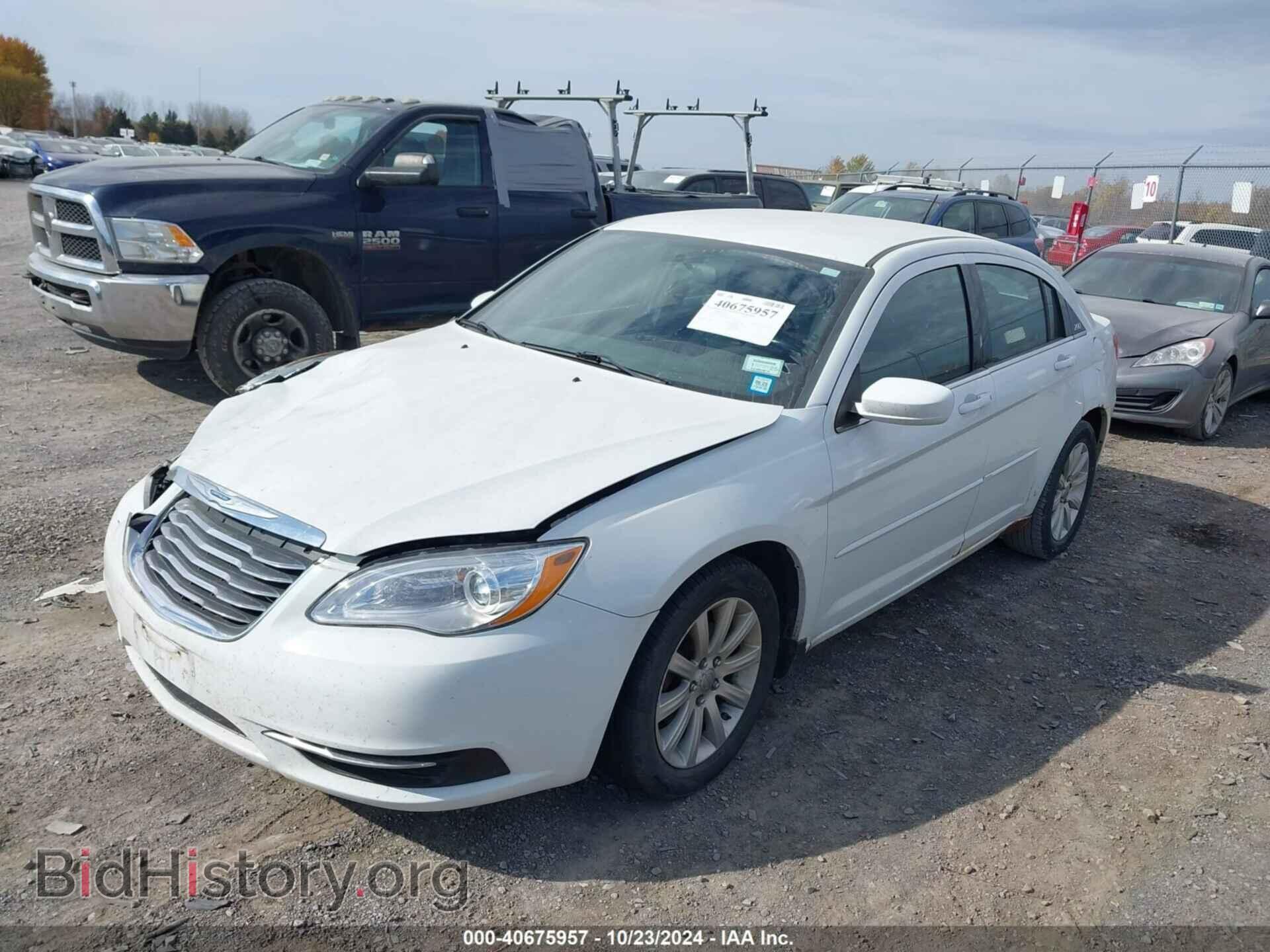 2012 CHRYSLER 200 - VIN: 1C3CCBBB8CN190866 - Photo 2