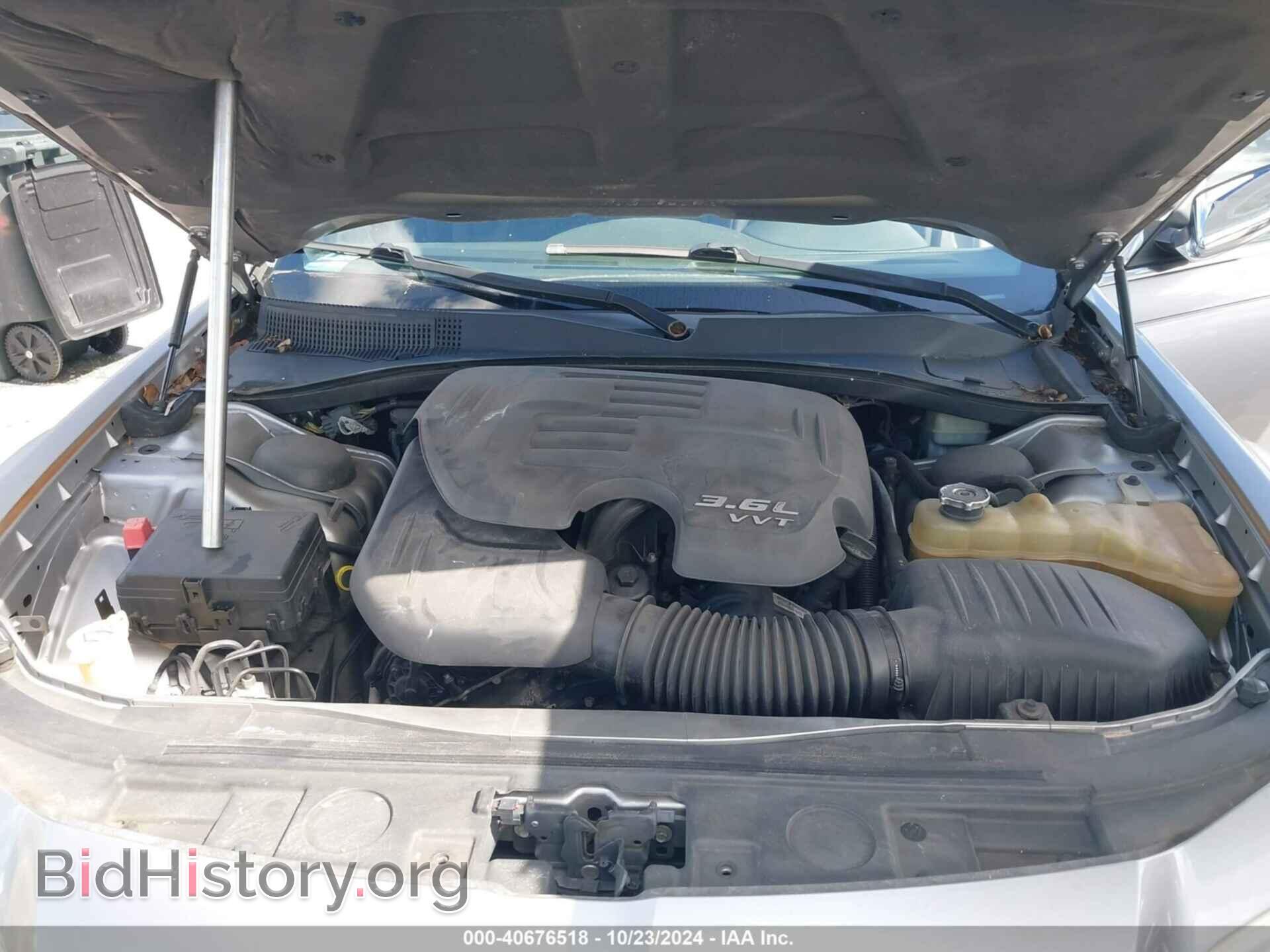 2011 CHRYSLER 300 - VIN: 2C3CA5CG9BH523715 - Фото 10
