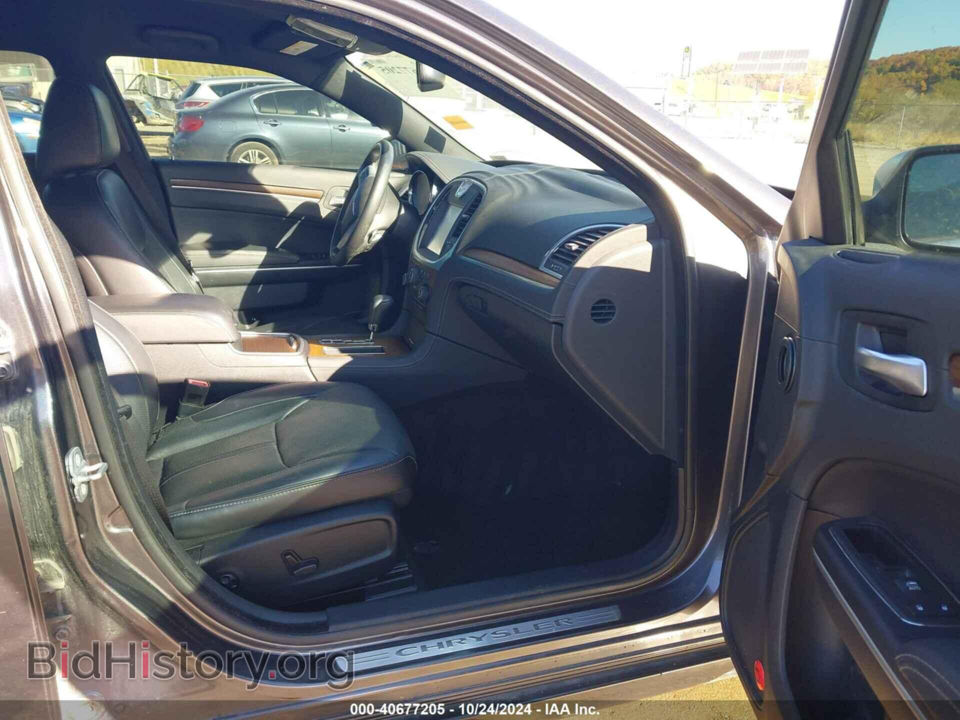 2014 CHRYSLER 300C - VIN: 2C3CCAST9EH149368 - Фото 5