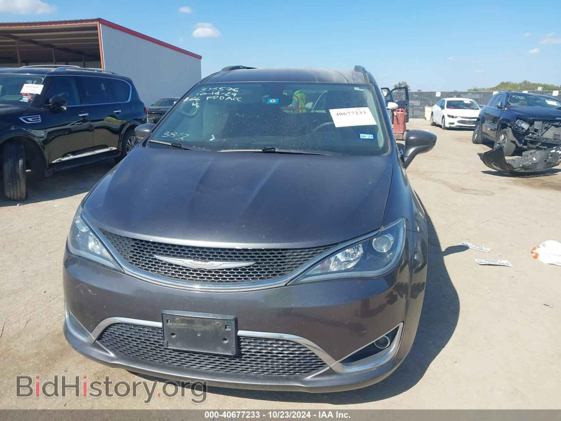 2017 CHRYSLER PACIFICA - VIN: 2C4RC1EG9HR643832 - Photo 2