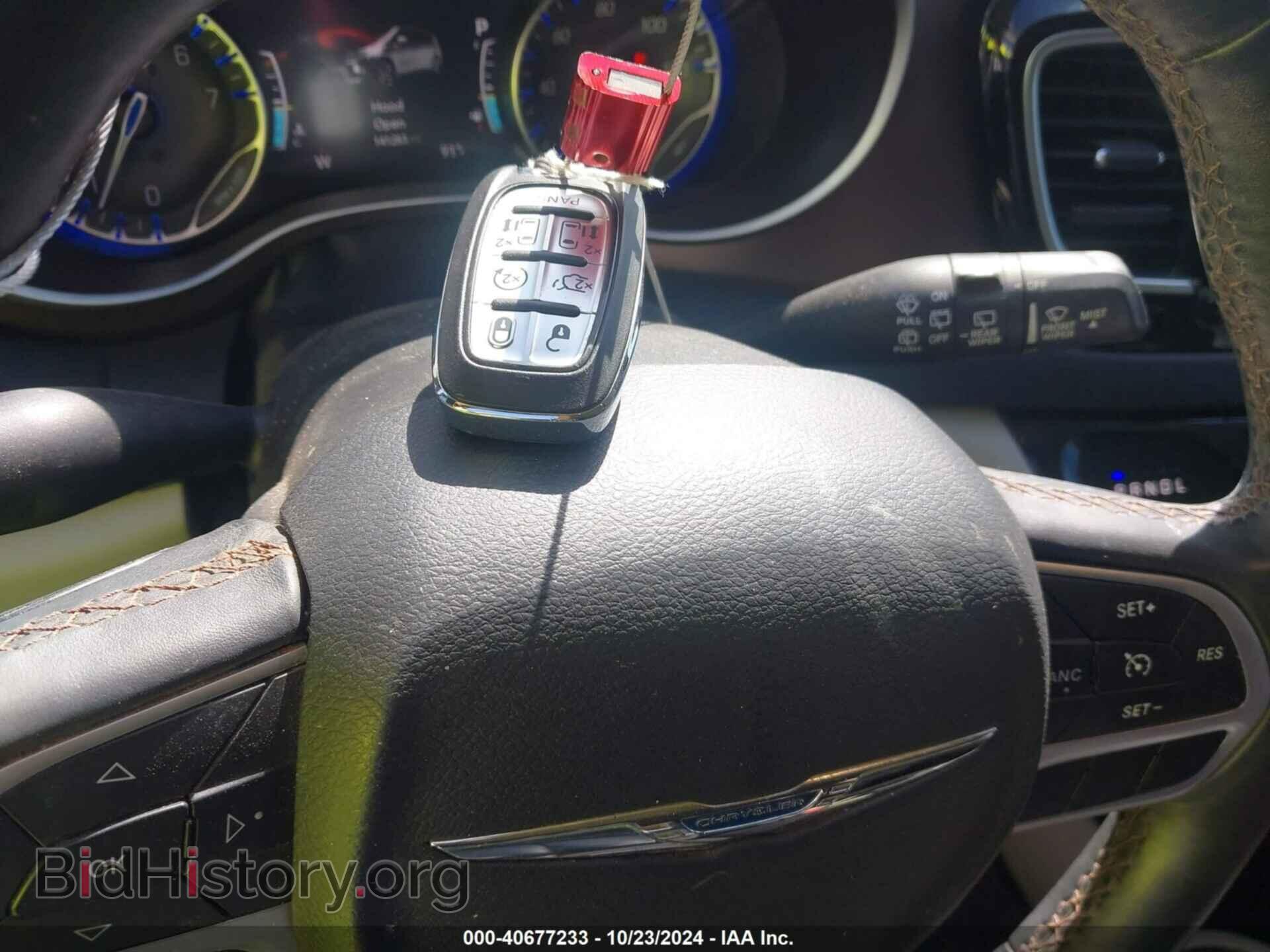 2017 CHRYSLER PACIFICA - VIN: 2C4RC1EG9HR643832 - Photo 11