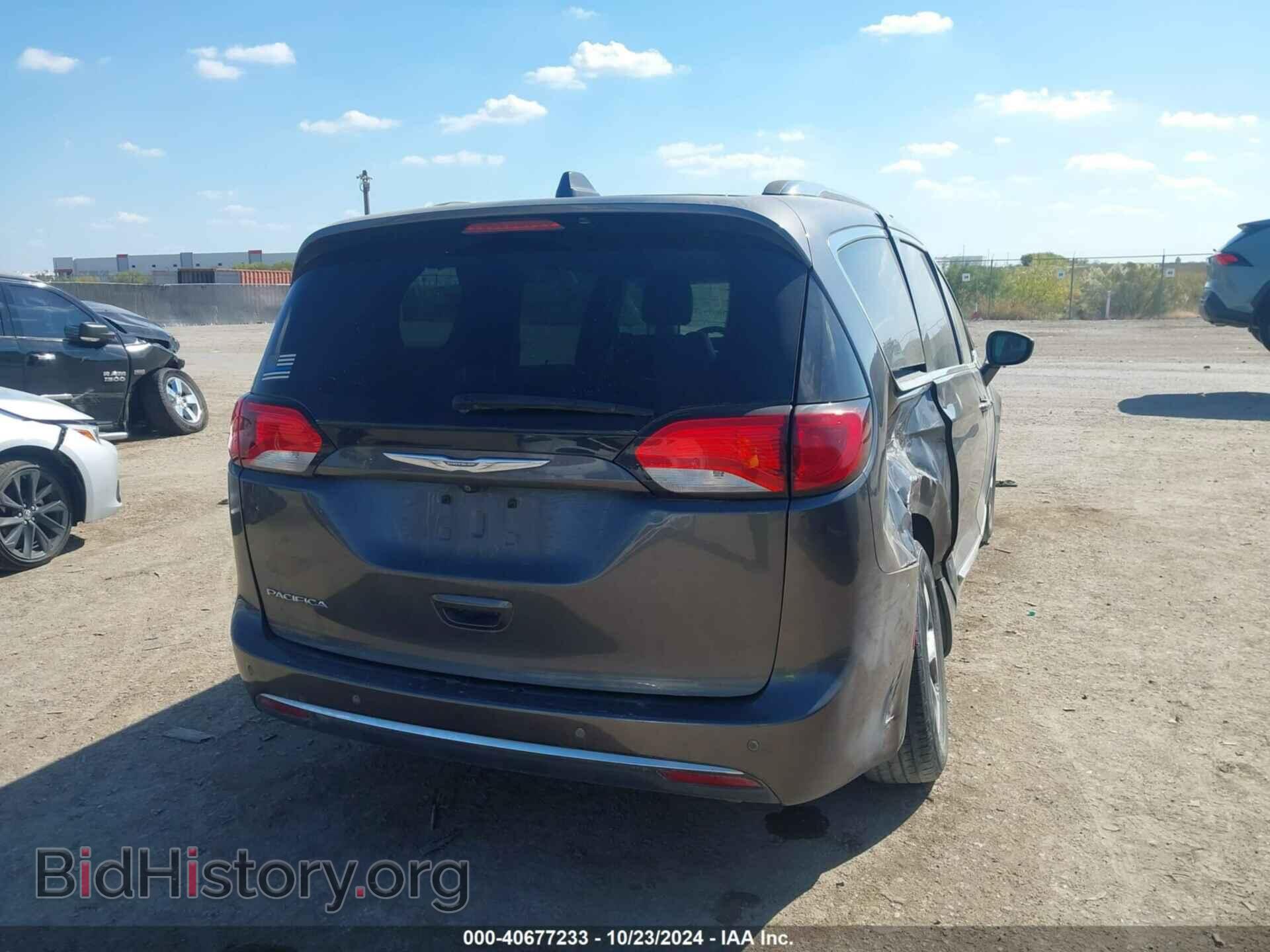 2017 CHRYSLER PACIFICA - VIN: 2C4RC1EG9HR643832 - Photo 4