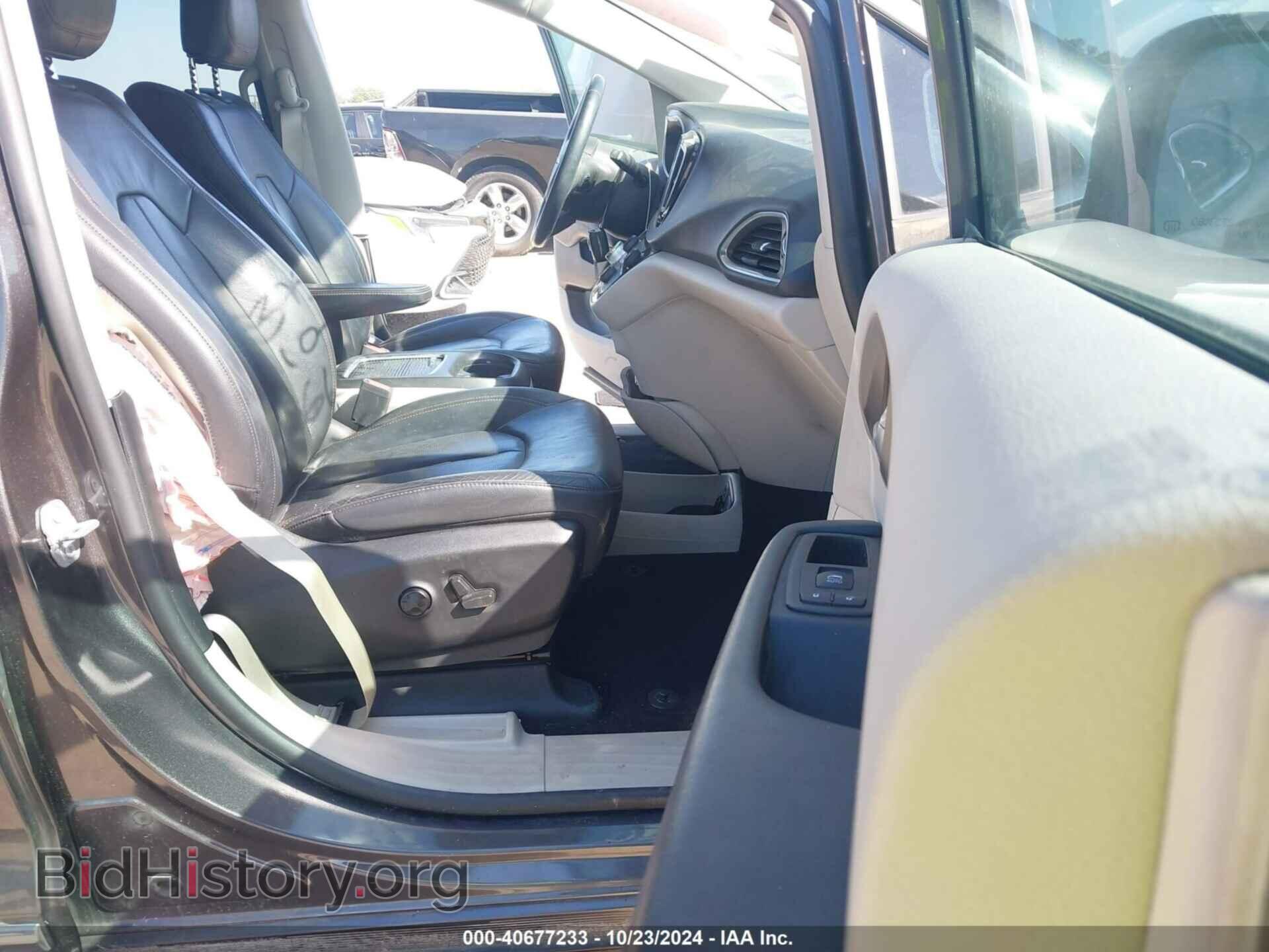 2017 CHRYSLER PACIFICA - VIN: 2C4RC1EG9HR643832 - Photo 5