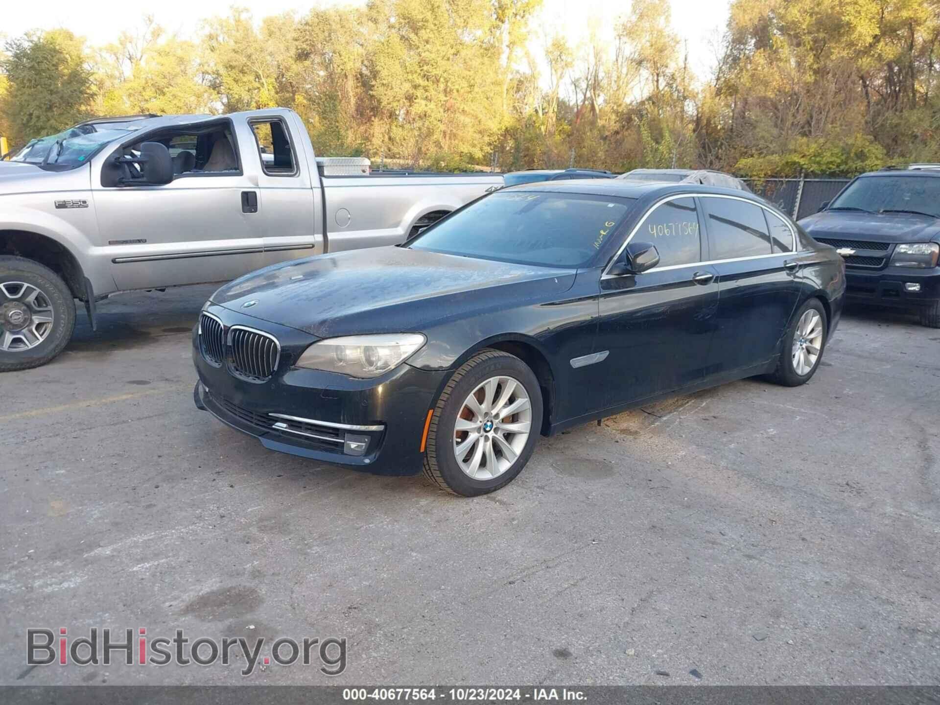 2013 BMW 740LI - VIN: WBAYE4C58DD137167 - Фото 2